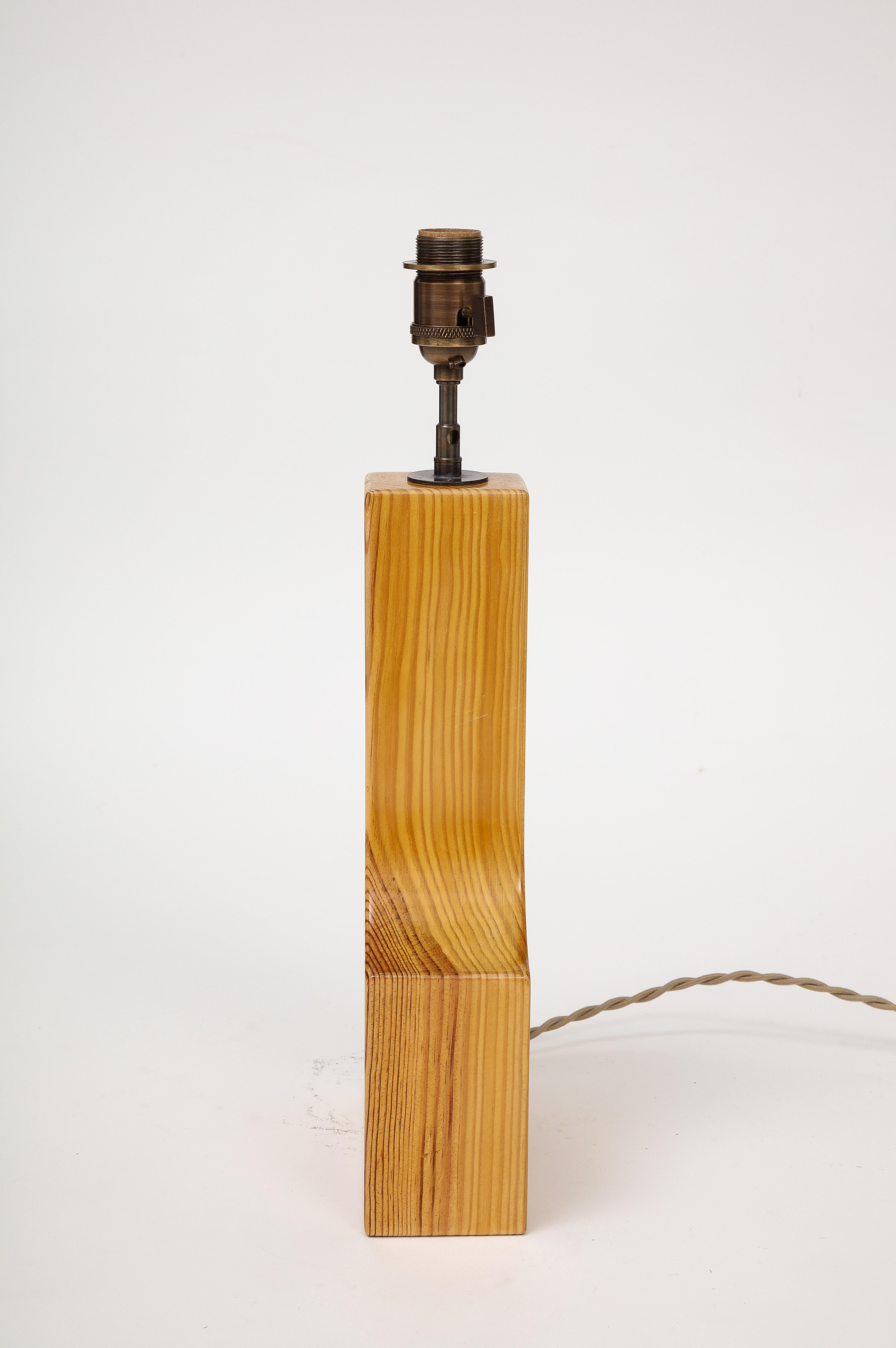 Brutalist Gomariz Pinewood Table Lamp by Facto Atelier Paris For Sale