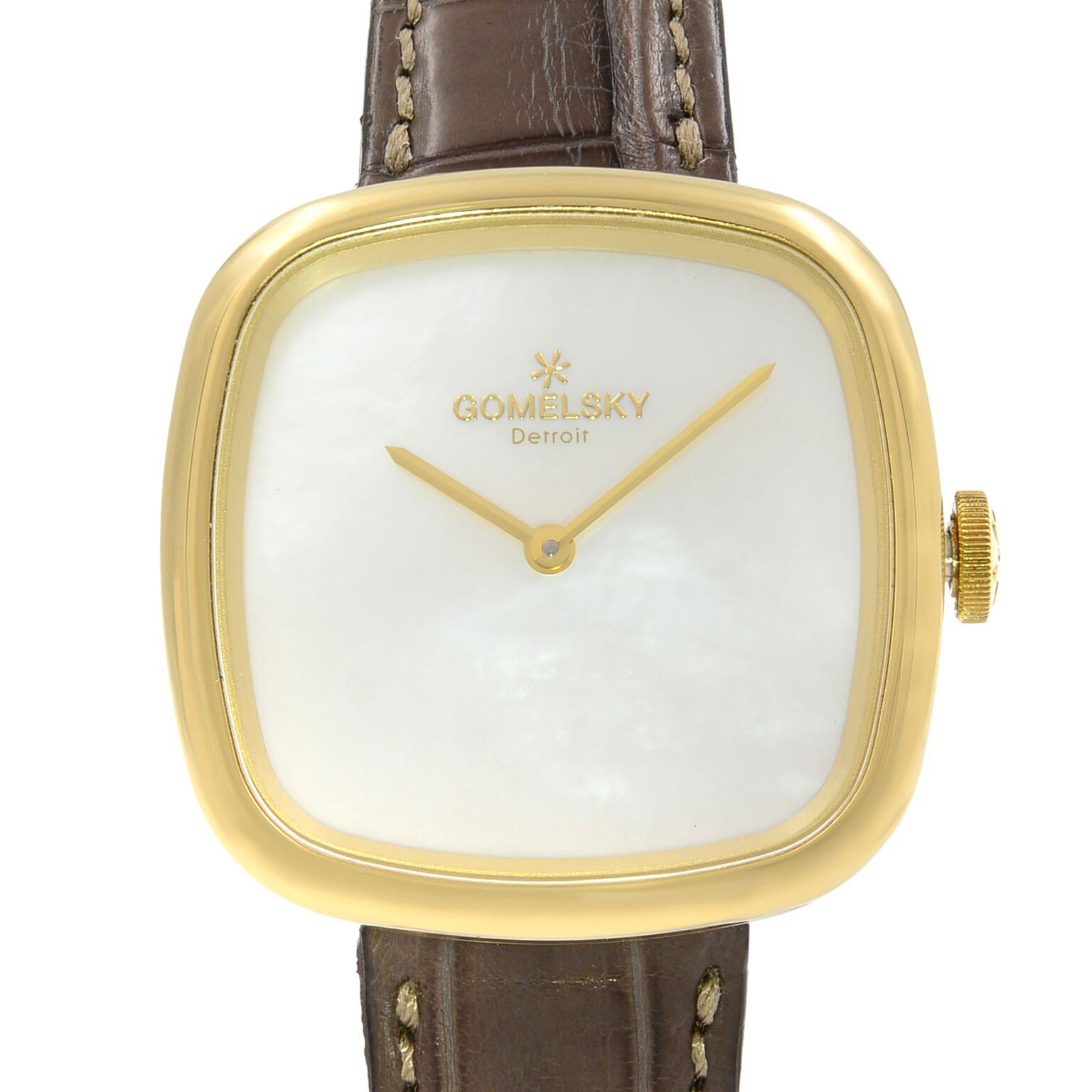 This brand new Gomelsky  Eppie Sneed  G0120072881 is a beautiful Ladies timepiece that is powered by a quartz movement which is cased in a stainless steel case. It has a square shape face,  dial, and has hand unspecified style markers. It is