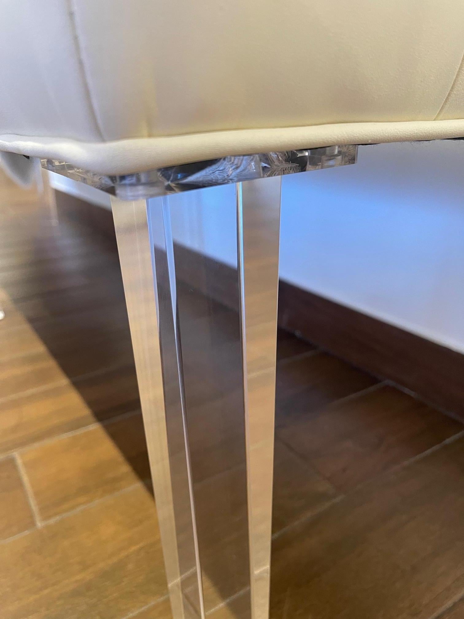 Gomez Galleria Bench In New Condition For Sale In Saint Louis, US