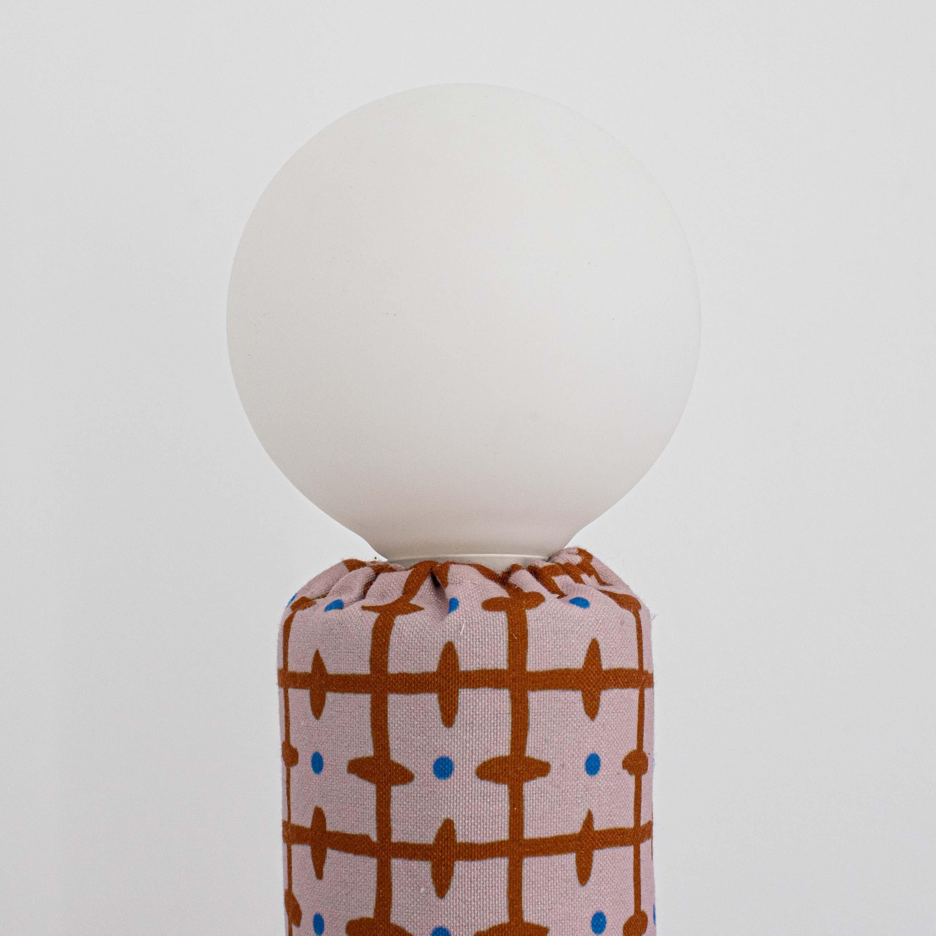 Moderne Lampadaire Gomi conçu par Fiormi Studio Espagne 2025 rose en vente