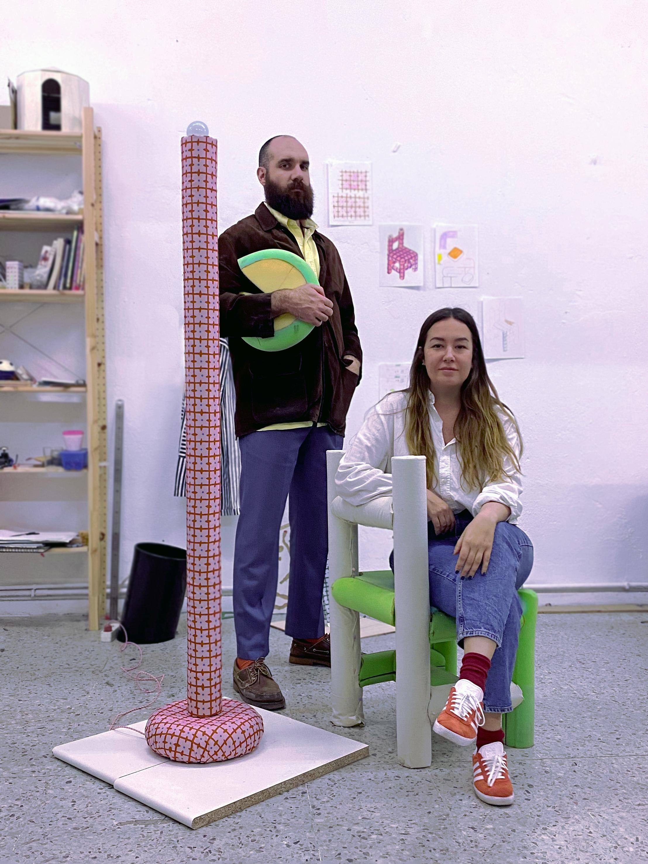 Lampadaire Gomi conçu par Fiormi Studio Espagne 2025 rose en vente 1