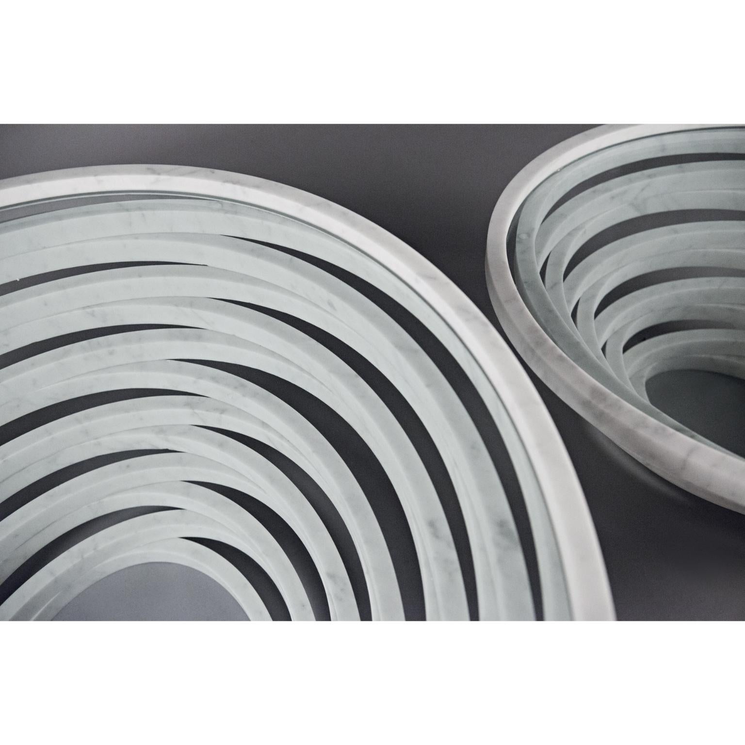 Mesa de centro mediana Gomitolo de mármol blanco de Carrara y cristal by Bufalini Marmi Otro en venta