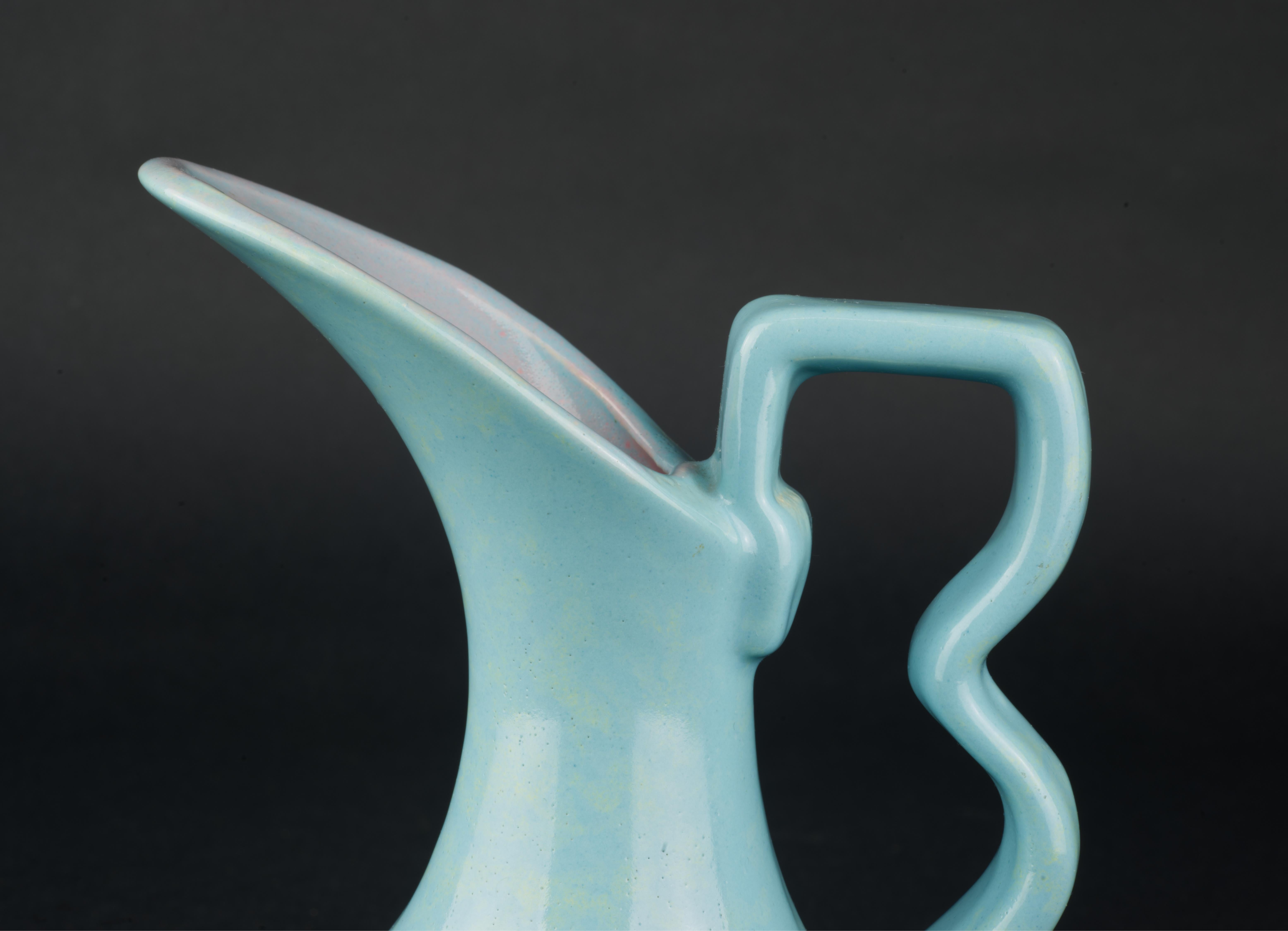 Gonder Pottery Bud Vase Ewer in Blue and Pink Glaze 1940s-1950s For Sale 2
