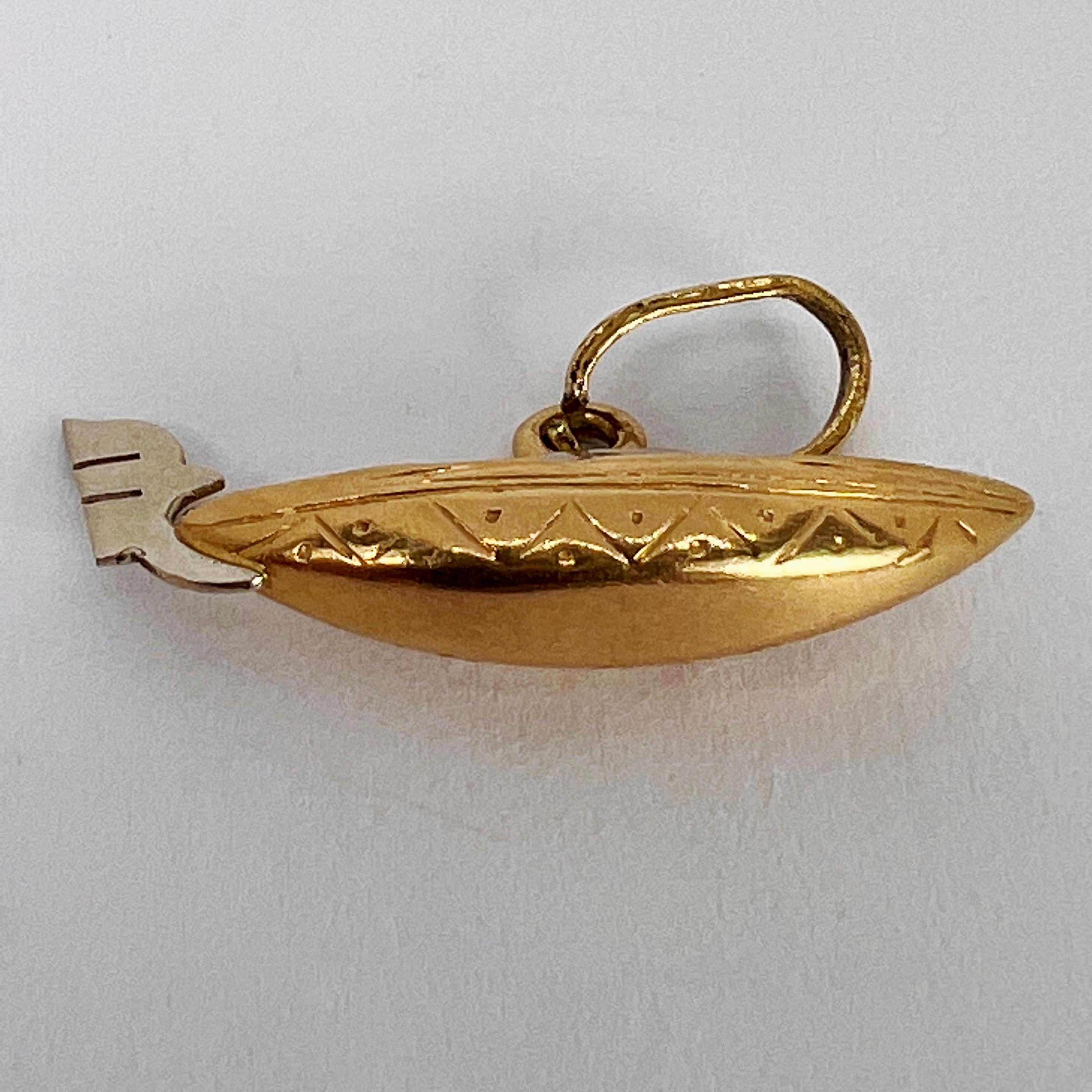 Gondola 18K Yellow Gold Charm Pendant For Sale 5