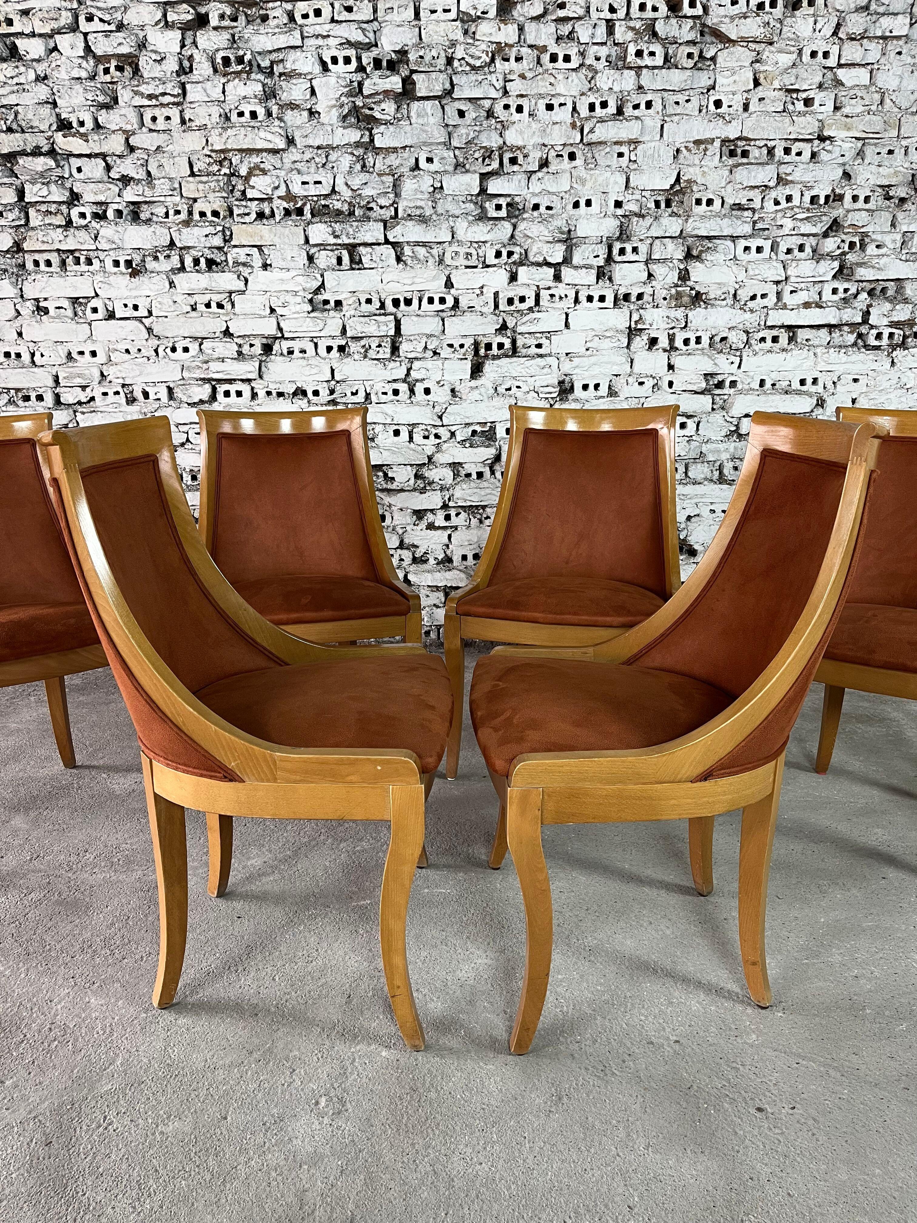 Gondola Art Deco Dining Chairs, Reupholstered - Set of 6 im Zustand „Gut“ im Angebot in Bridgeport, CT