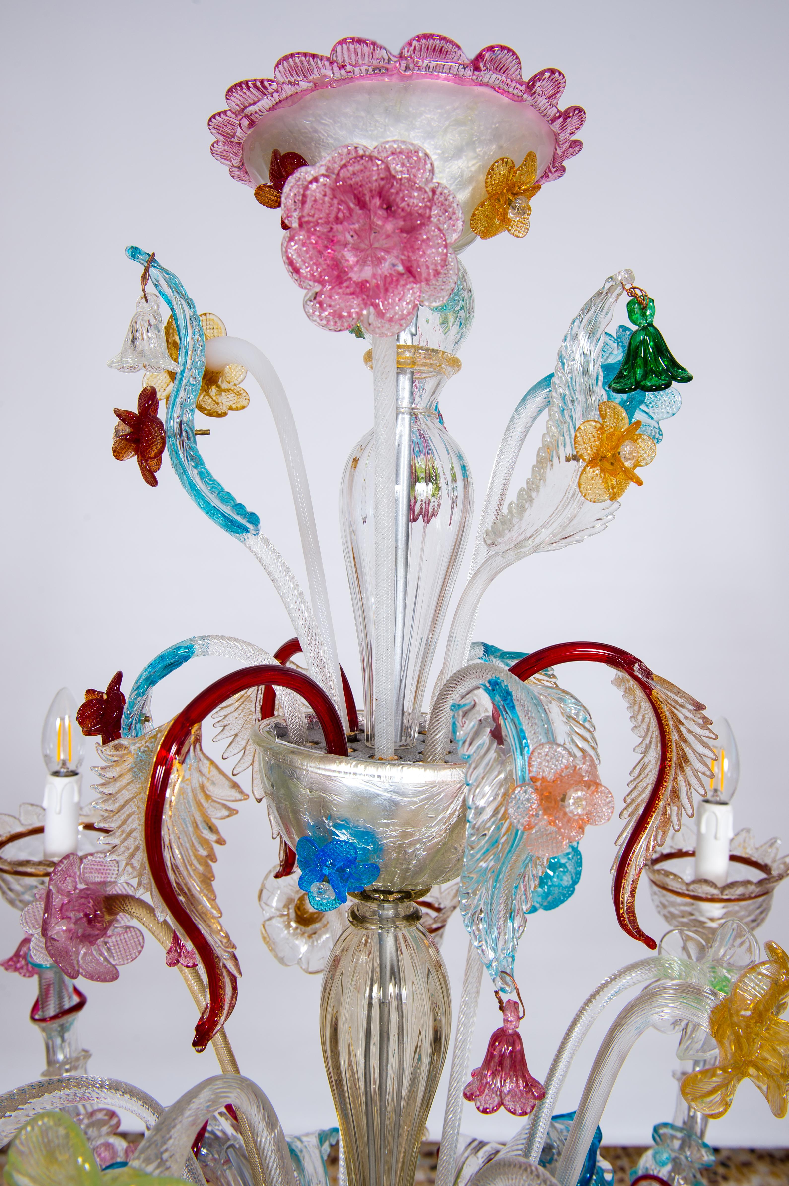 Gondola Chandelier with Colorful Finishes in Blown Murano Glass, Italy, 1980s For Sale 9