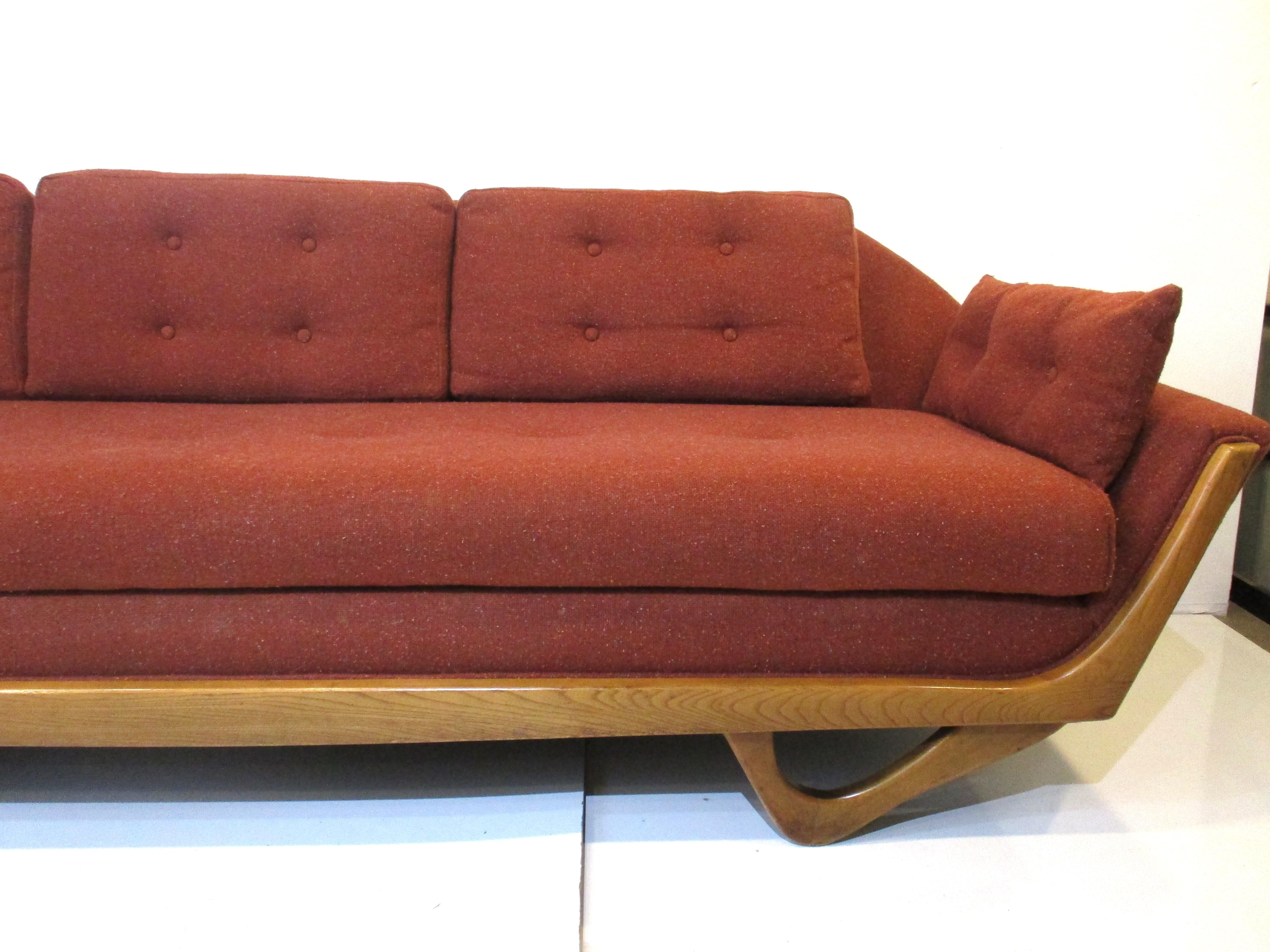 Gondola Midcentury Sofa in the Style of Pearsall and Craft Associates In Good Condition In Cincinnati, OH