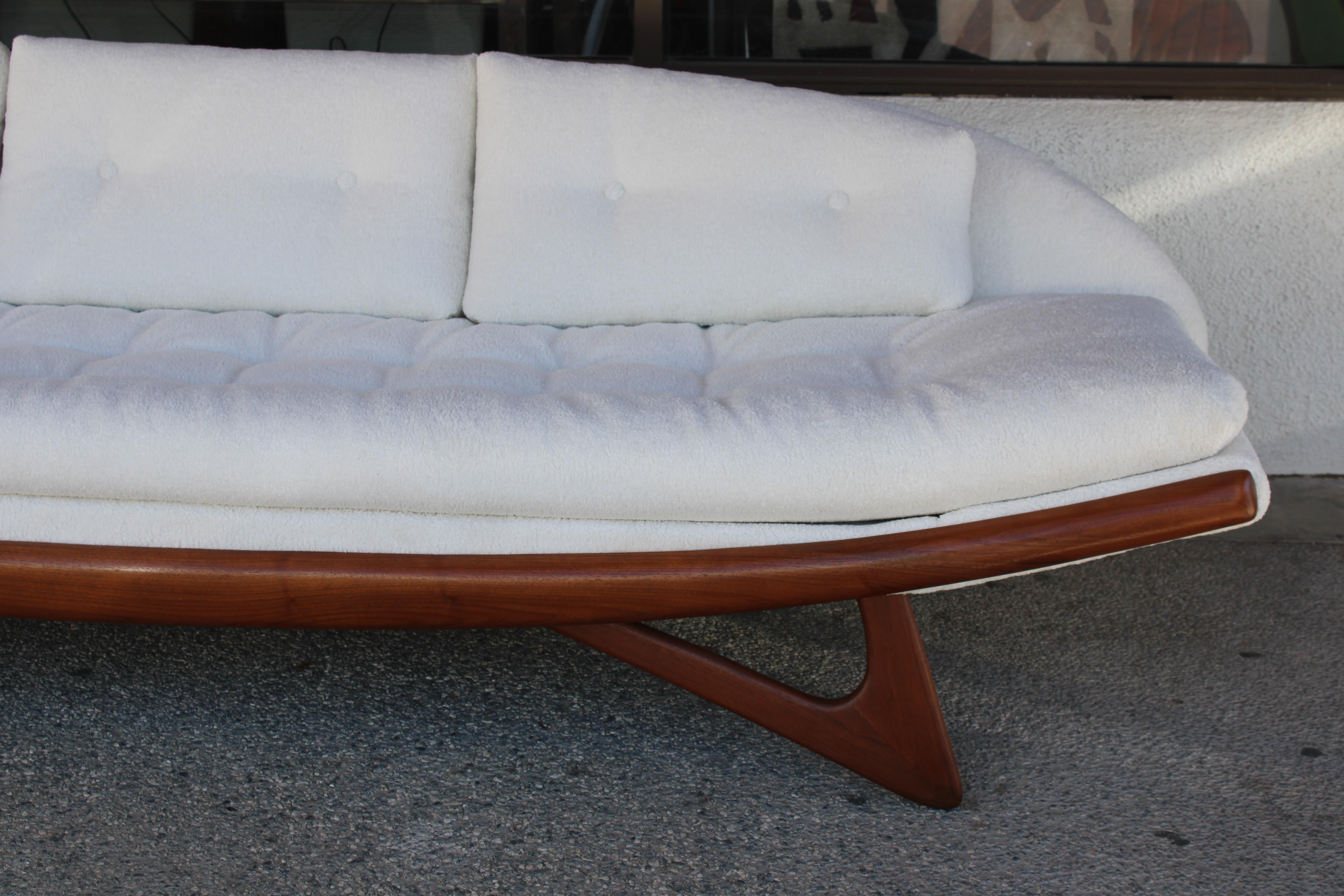 Mid-Century Modern Gondola Sofa by Adrian Pearsall for Craft Associates For Sale