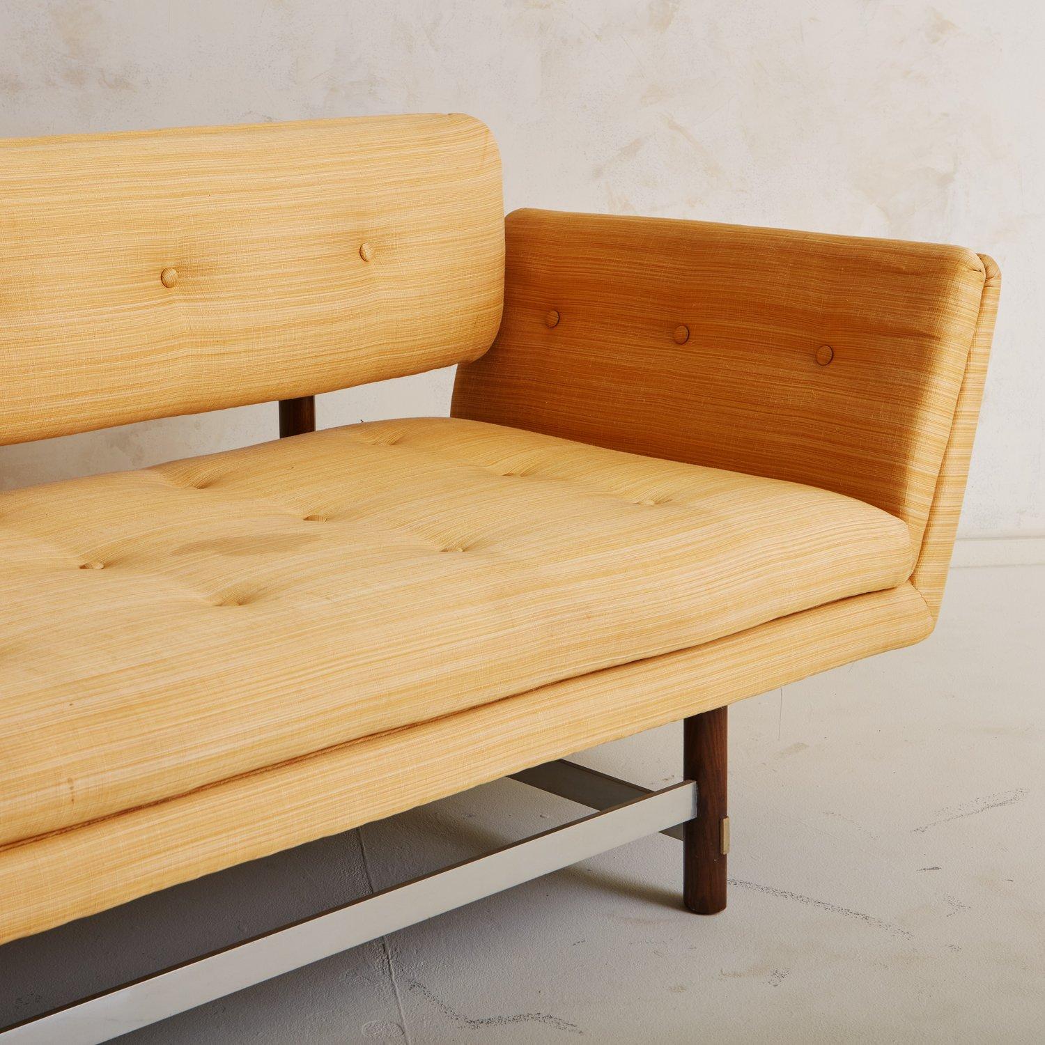 Gondola Sofa by Edward Wormley for Dunbar, USA, 1950s In Good Condition For Sale In Chicago, IL