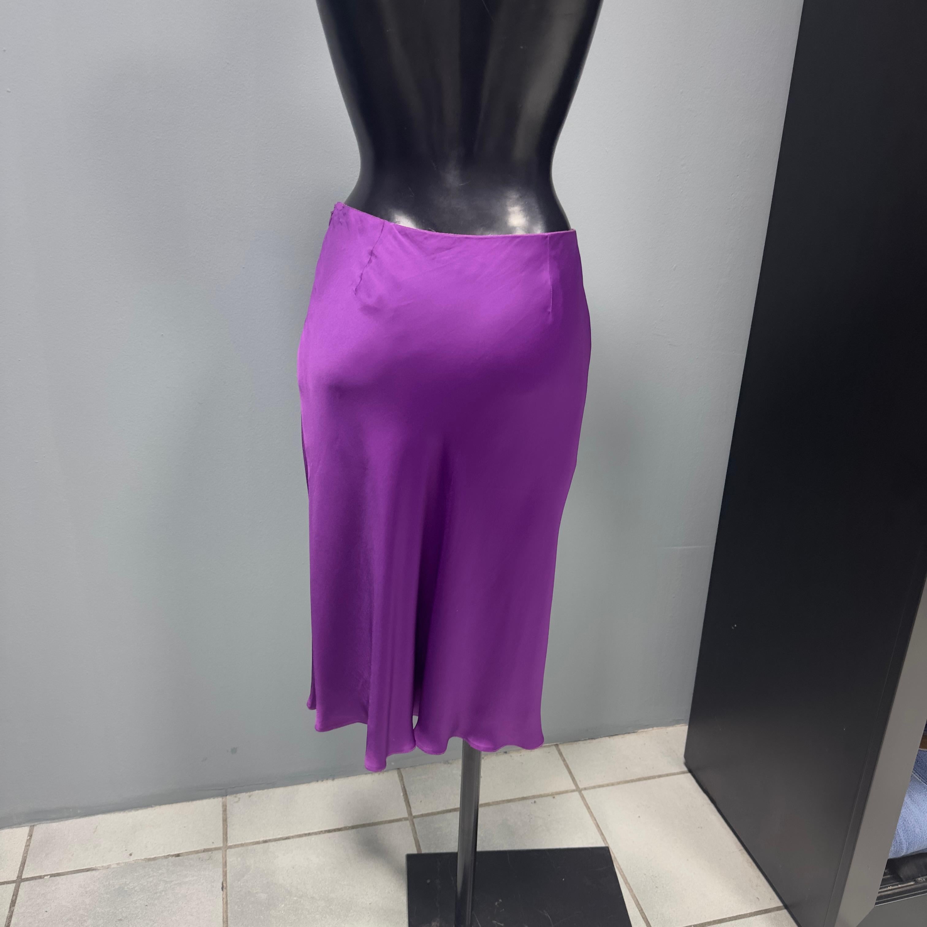 Purple Blumarine skirt in silk and acetate For Sale
