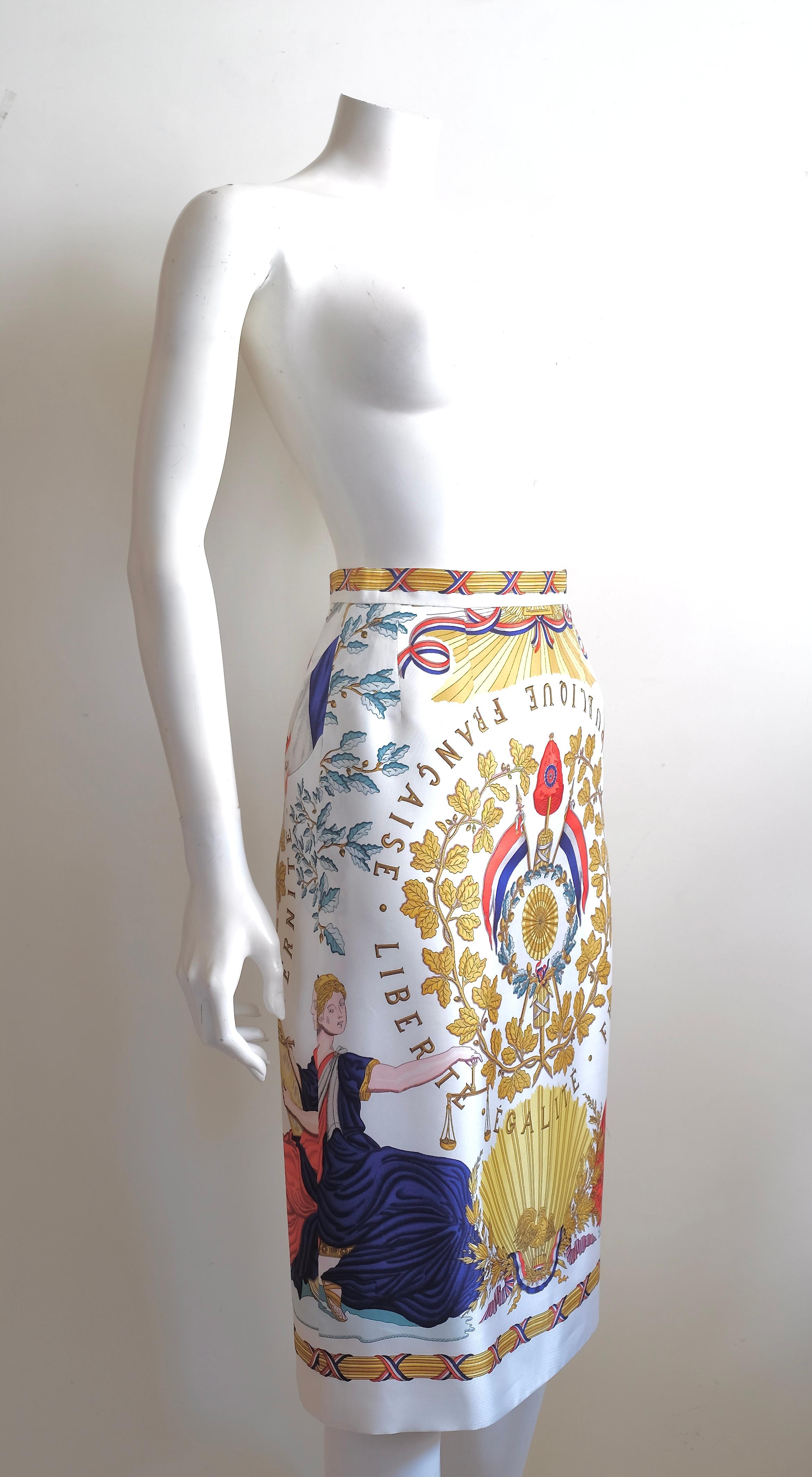 Gray Hermés skirt For Sale
