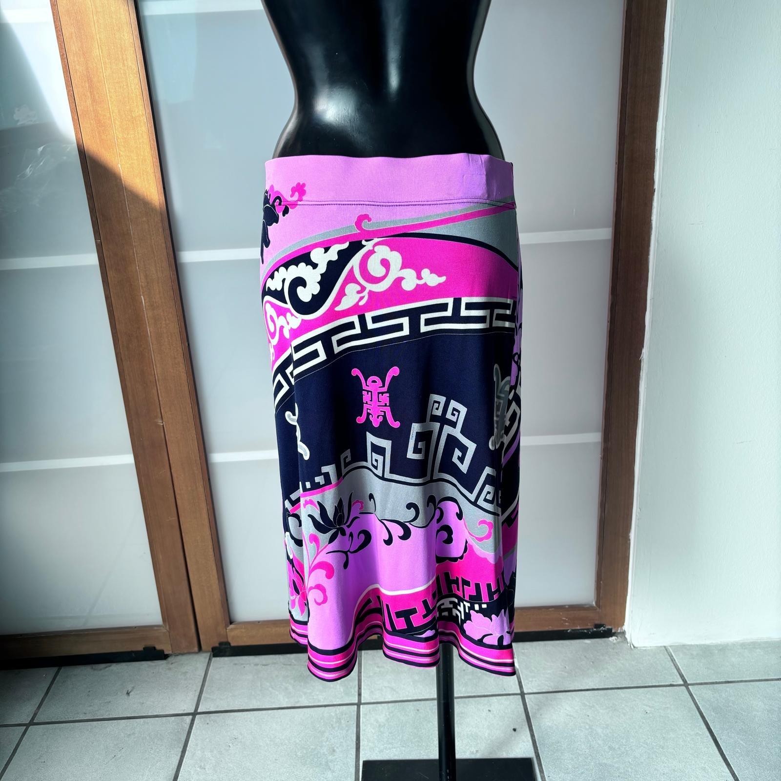 De las mujeres Leonard Paris Falda de seda rosa con estampado abstracto  –  2000s en venta