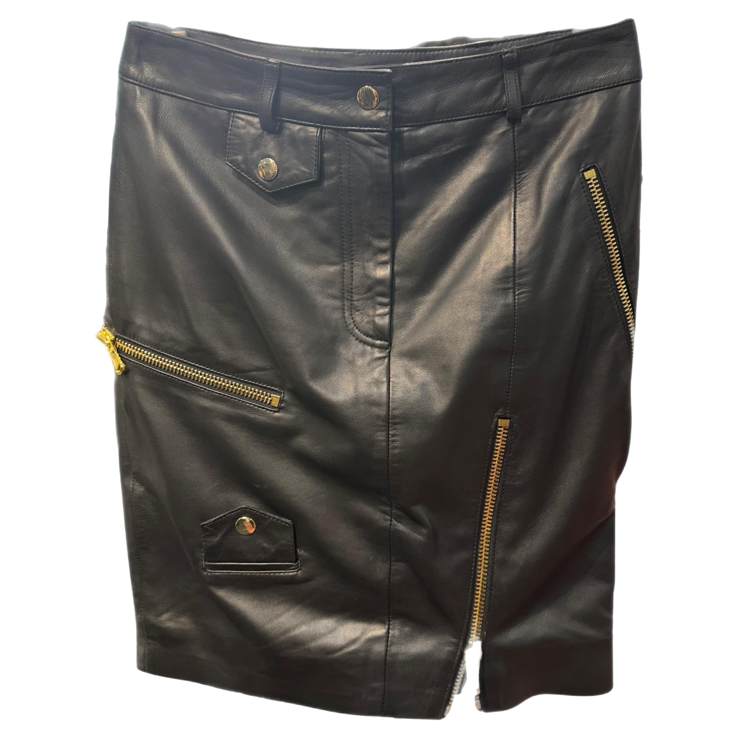 Moschino Boutique leather skirt like new