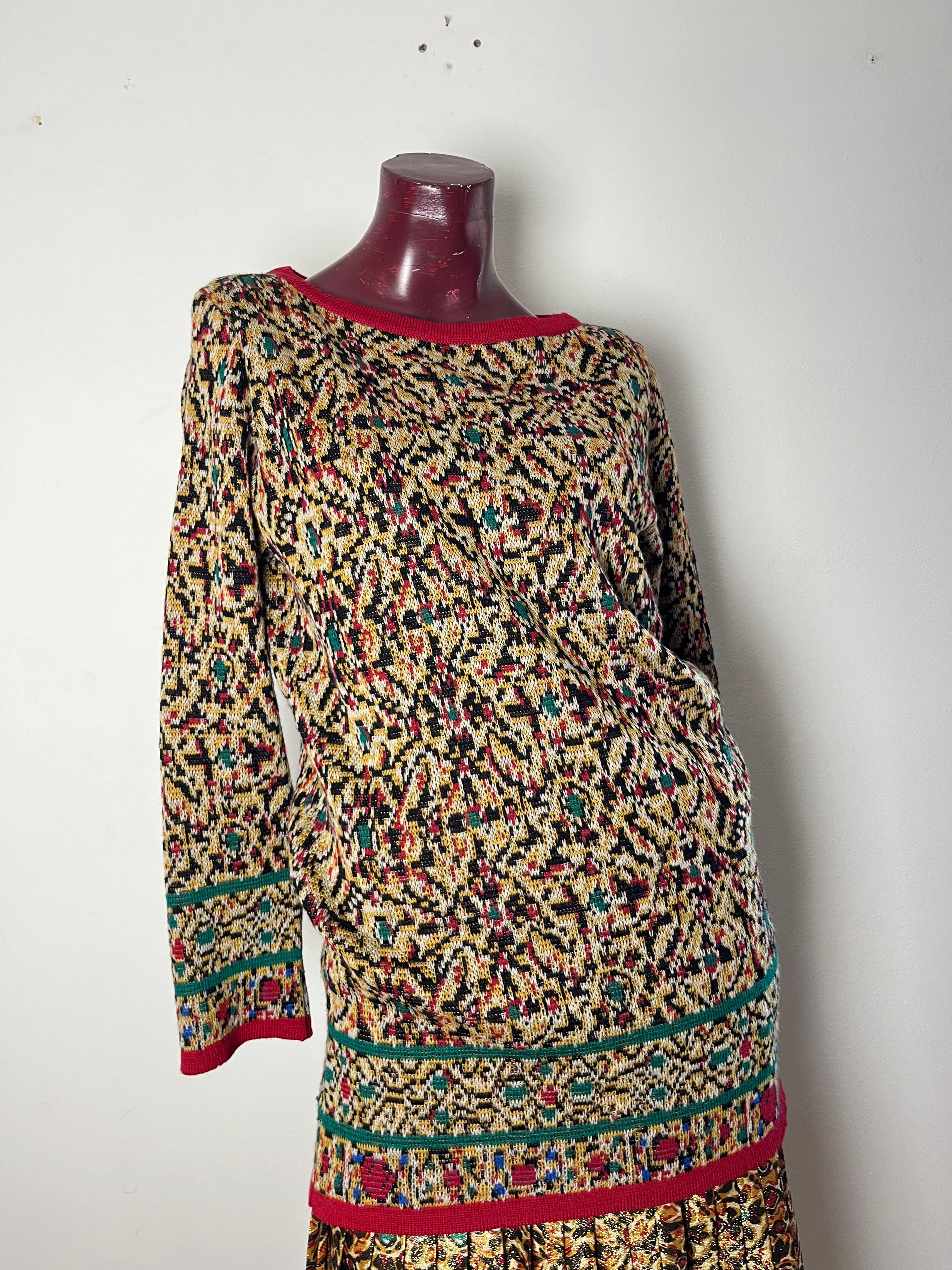 ysl 80s Faltenrock mit passendem Pullover  80er Jahre Ysl  im Zustand „Hervorragend“ im Angebot in Viareggio, IT