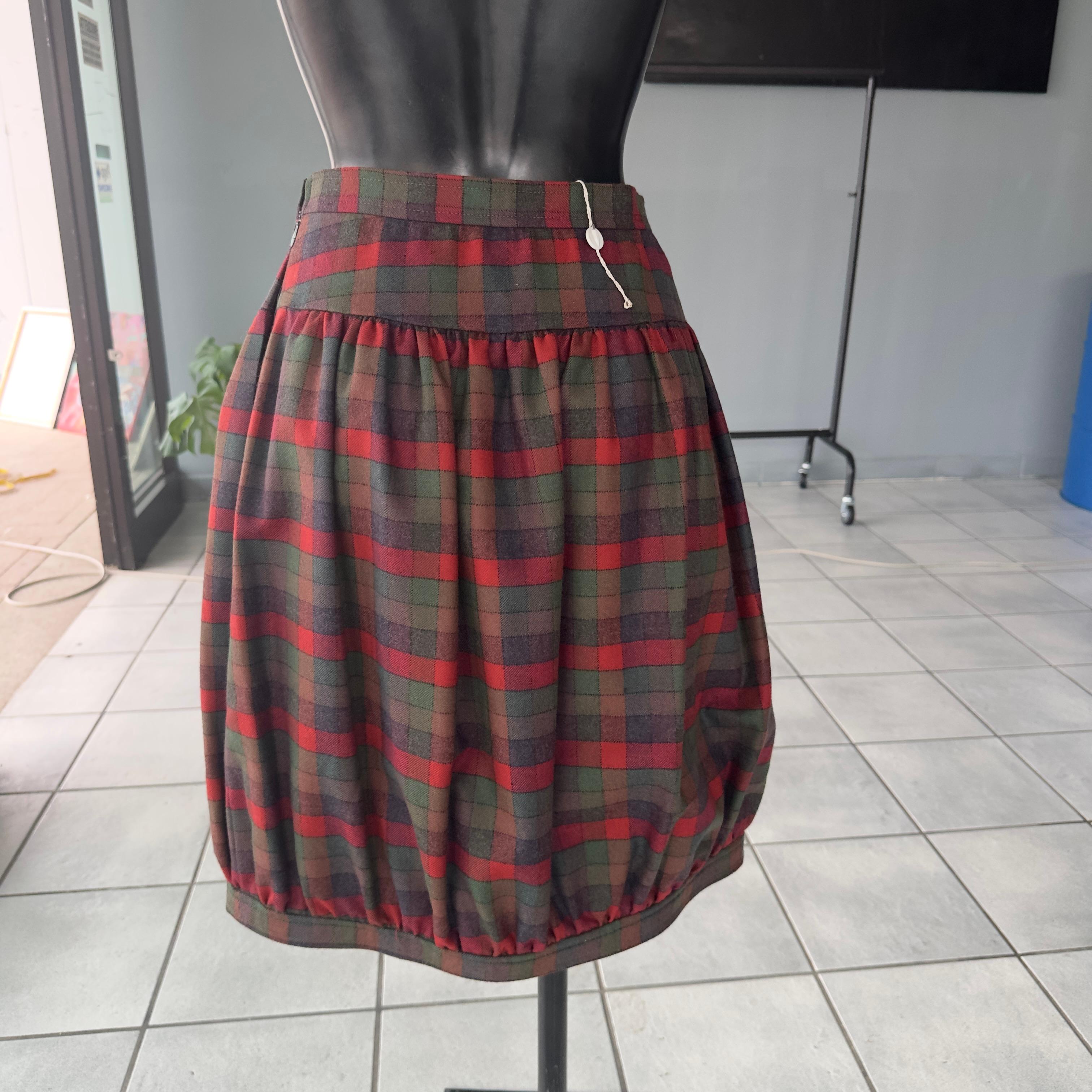 Black Valentino 80's skirt new For Sale