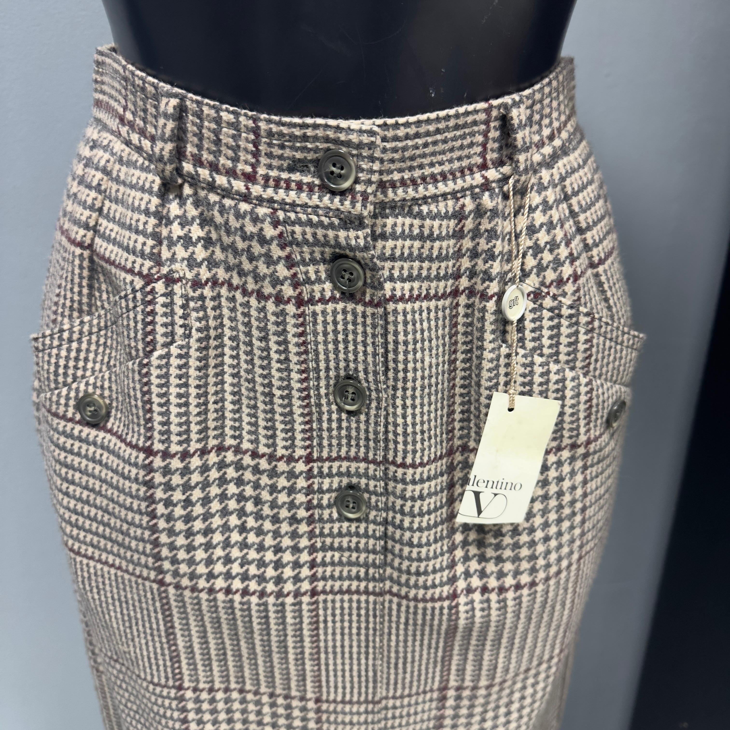 Brown Gonna Valentino anni80 con cartellino For Sale