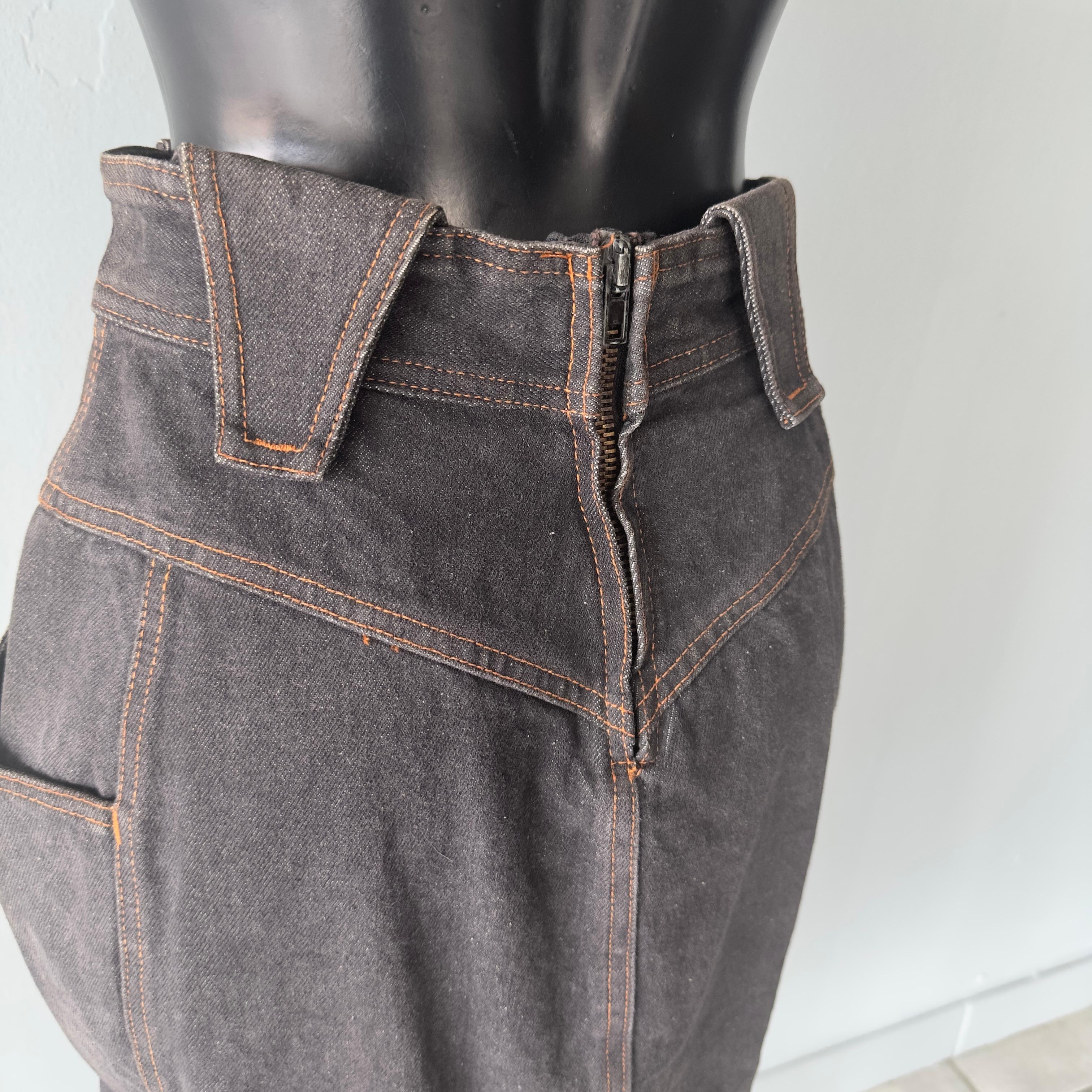 Donna Gonna vintage Krizia Jeans con cartellino in vendita
