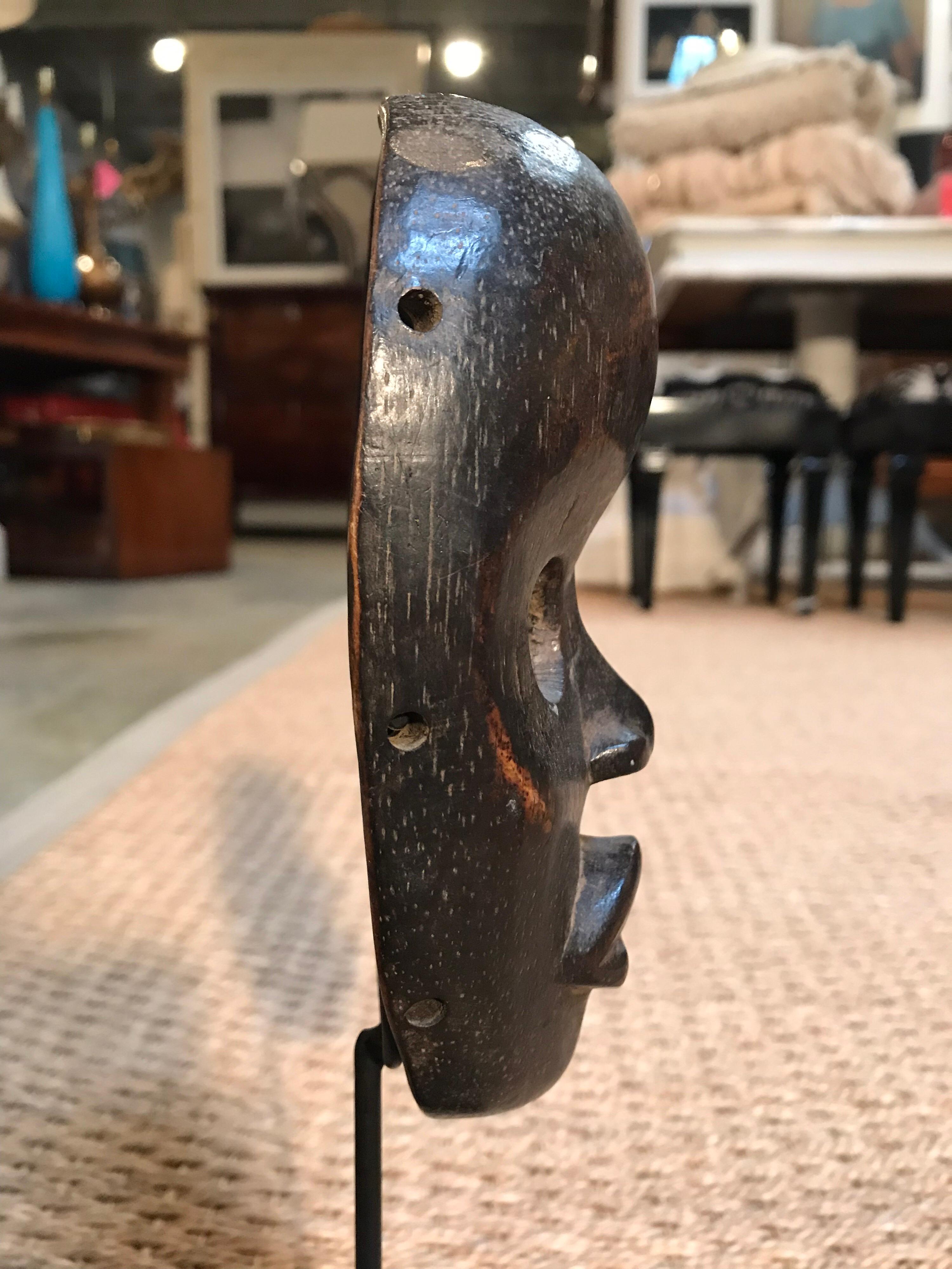 'Running' Mask Danh Tribe In Good Condition For Sale In Dallas, TX