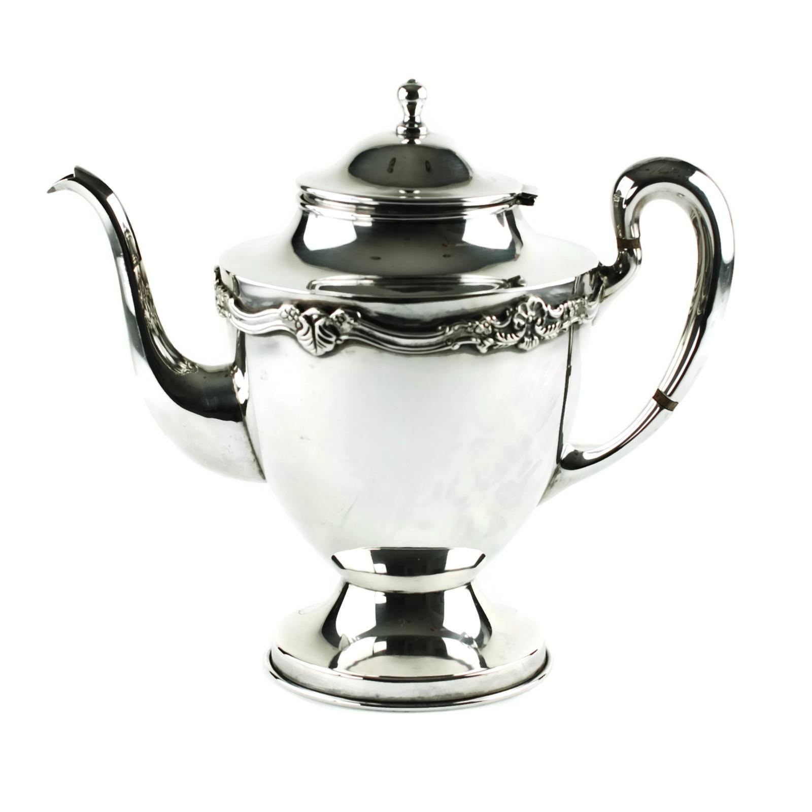 Sterling Silver Gonzalo W Moreno 7-Piece Sterling Tea Set Including Serving Tray & Water Pitcher