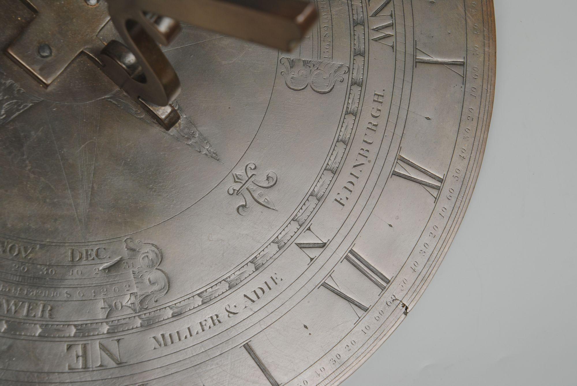 Sundial du 18ème siècle par Miller And Adie, Édimbourg Bon état - En vente à Lincolnshire, GB