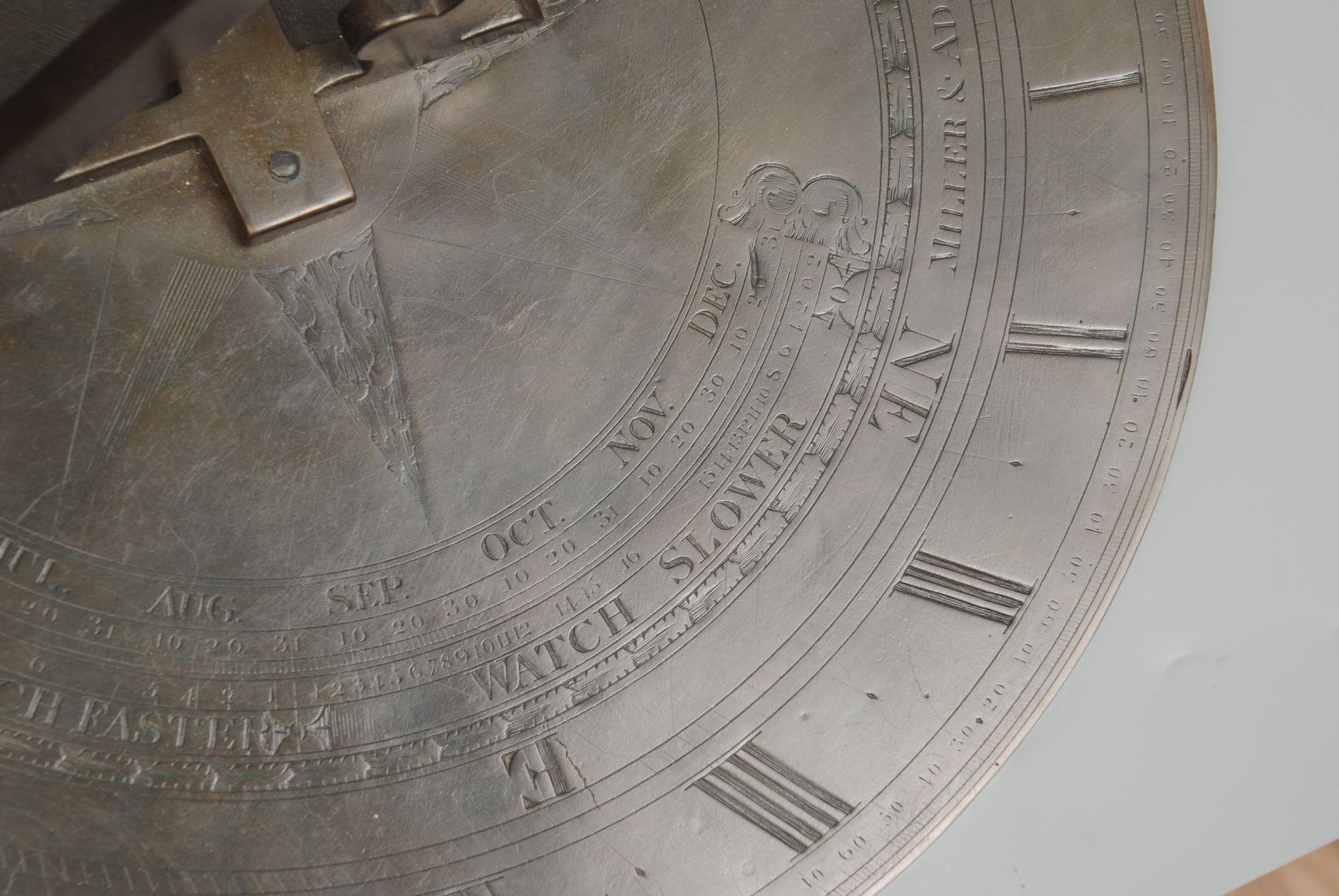 XVIIIe siècle Sundial du 18ème siècle par Miller And Adie, Édimbourg en vente