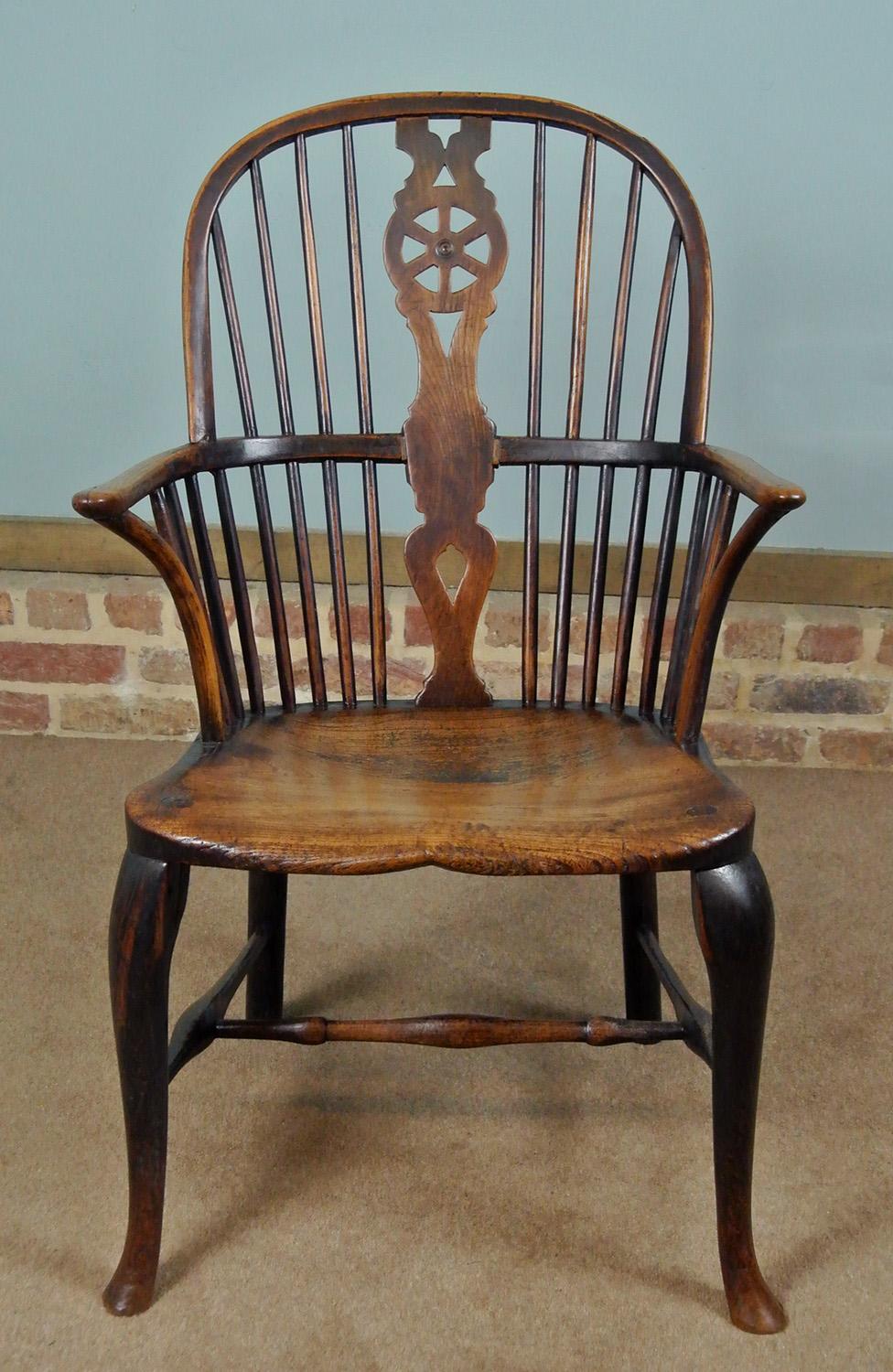 18th Century and Earlier Good 18th Century Windsor Wheel Back Chair with Cabriole Front Legs, C. 1780