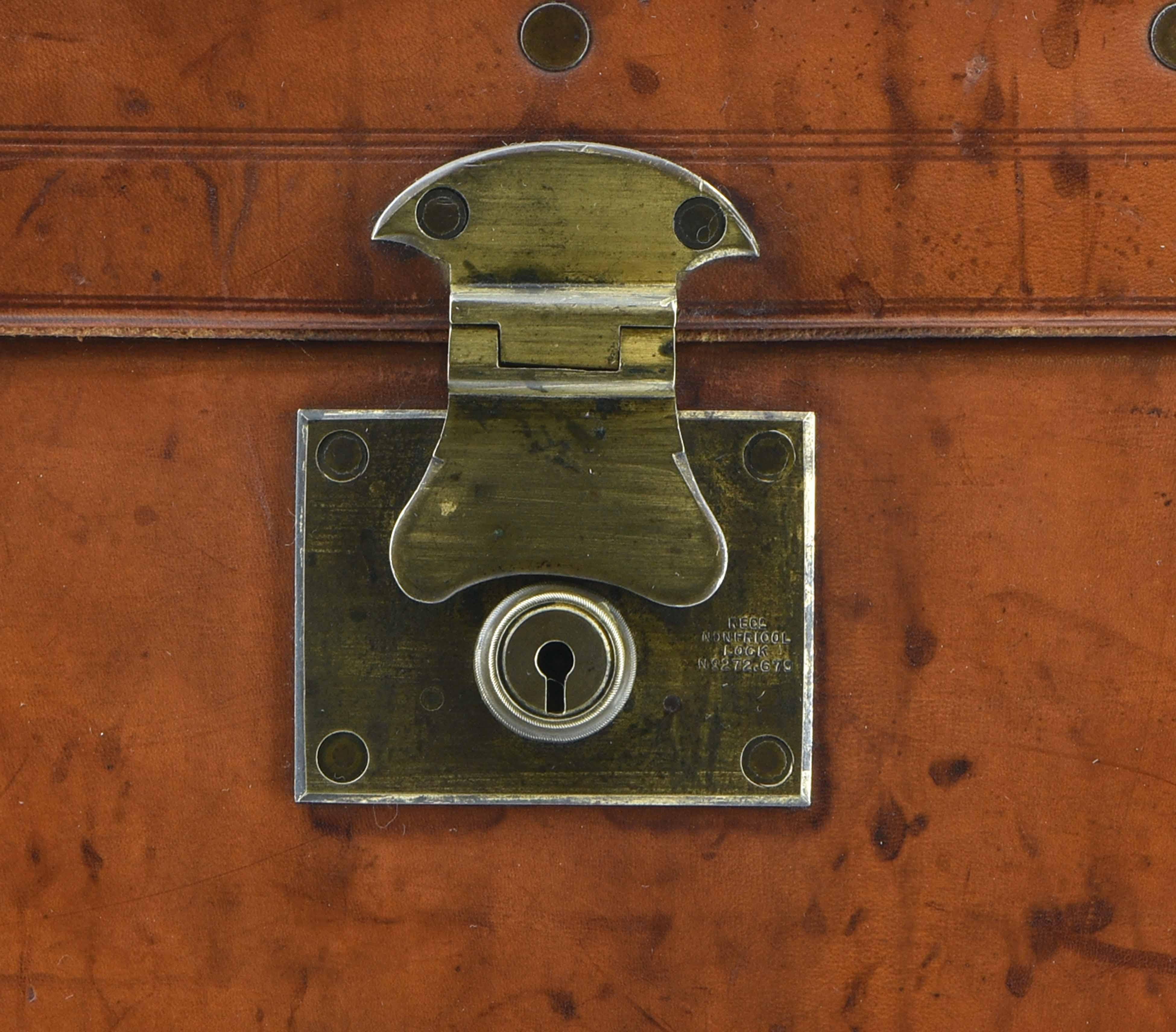 Mid-20th Century Good 1930s Leather Luggage Travel Trunk