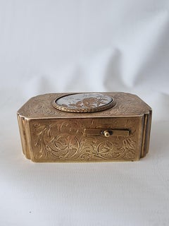 good antique gilt bronze singing bird box, by Flajoulot