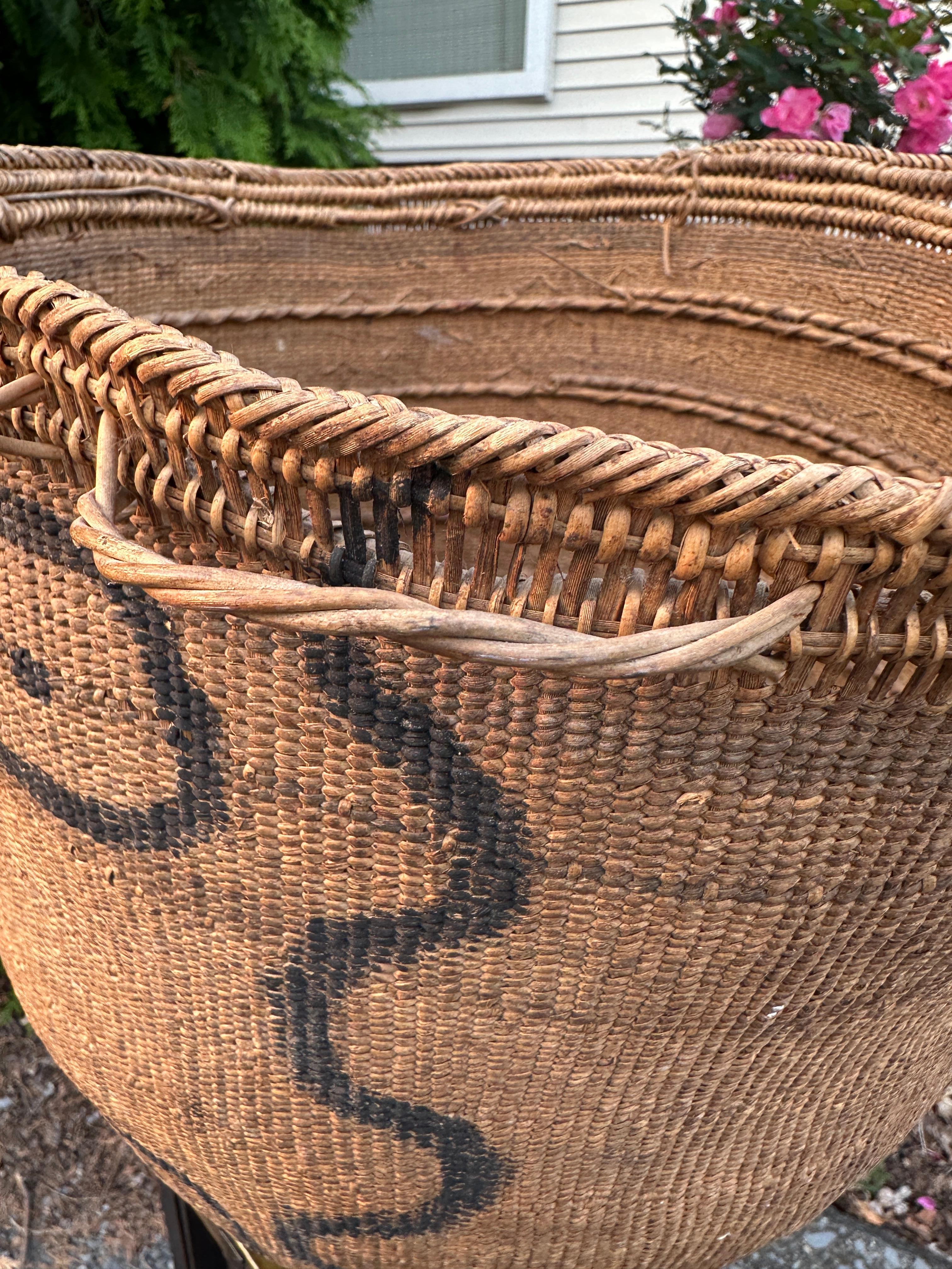 Good Antique Large Native American Basket - W7570 en venta 9