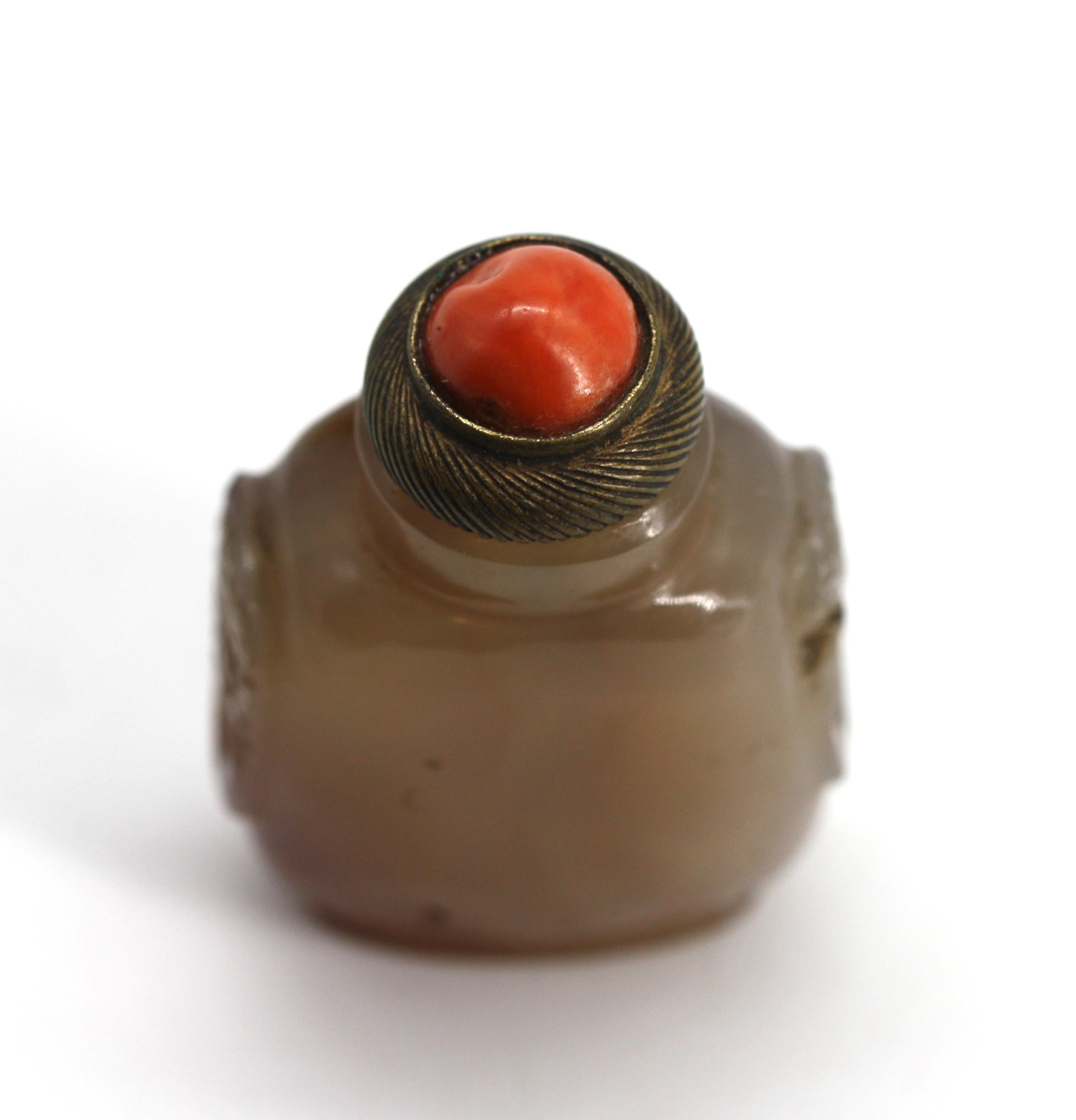 Bouteille à priser en agate chinoise Bon état - En vente à West Palm Beach, FL