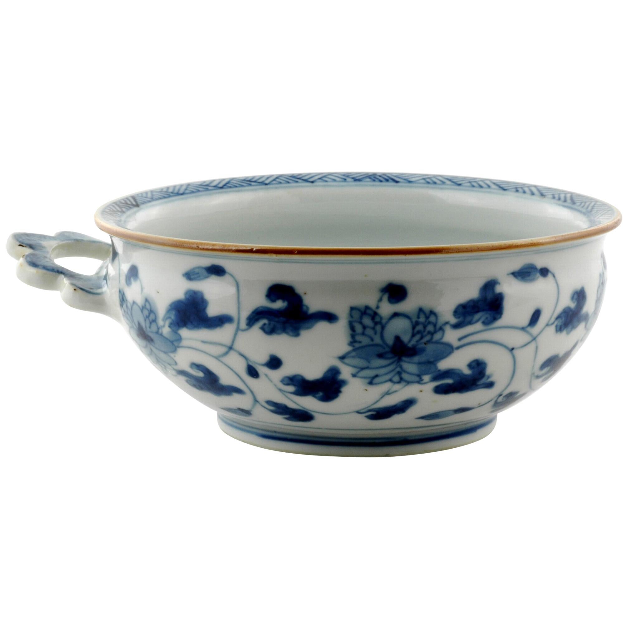 Good Chinese Export Porcelain Porringer For Sale