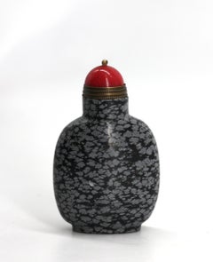 Good Chinese Mottled Marble Snuff Bottle