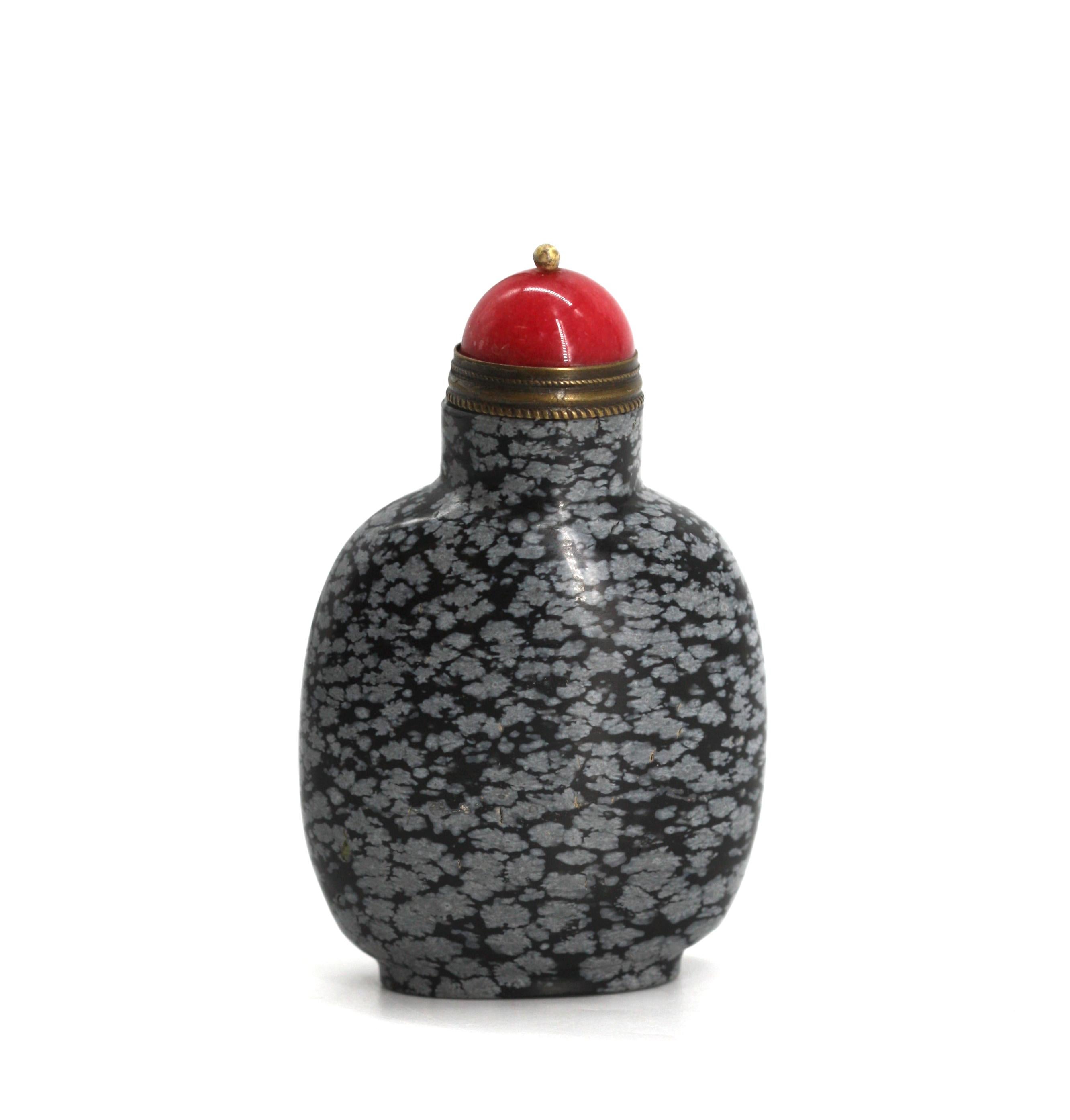Good Chinese Mottled Marble Snuff Bottle For Sale 2