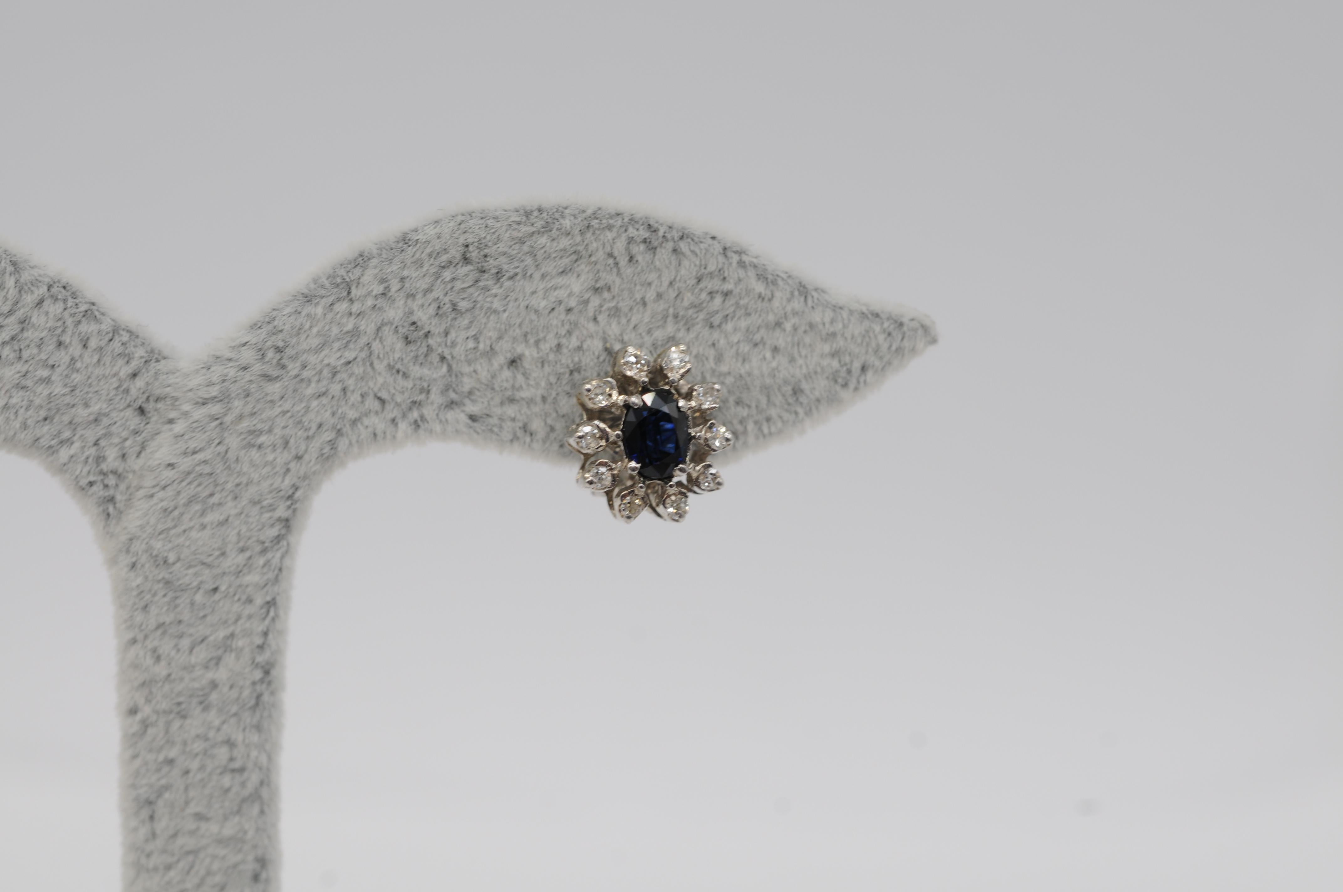Gute Ohrringe mit Saphiren und Diamanten aus 14k Gold (Ovalschliff) im Angebot