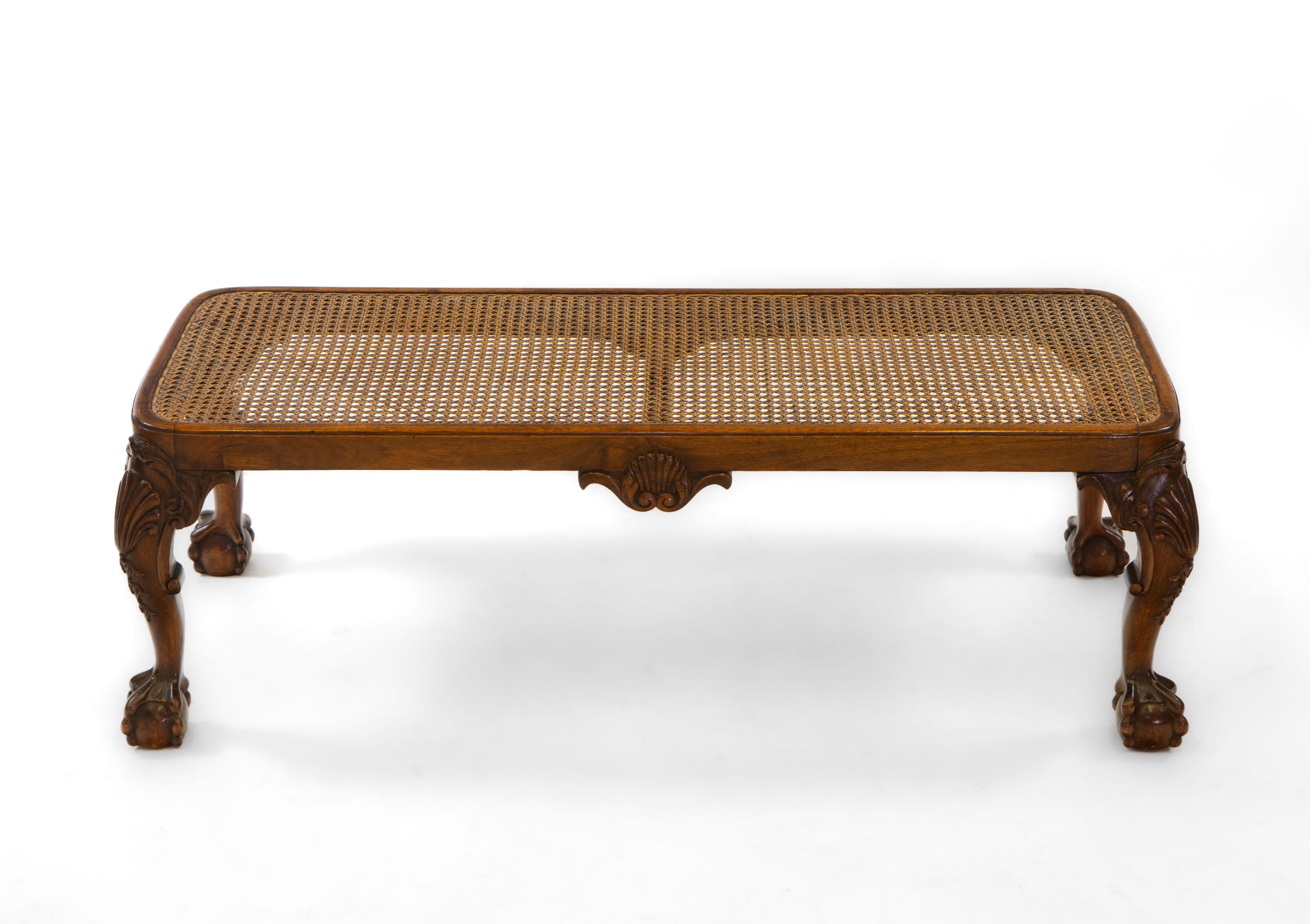 Antique walnut and cane window seat of good quality. Circa 1900-1920.

Delivery is INCLUDED in the price for all areas in MAINLAND England & Wales. 

A versatile seat that could also be used at the end of a bed. The seat is of good proportions,