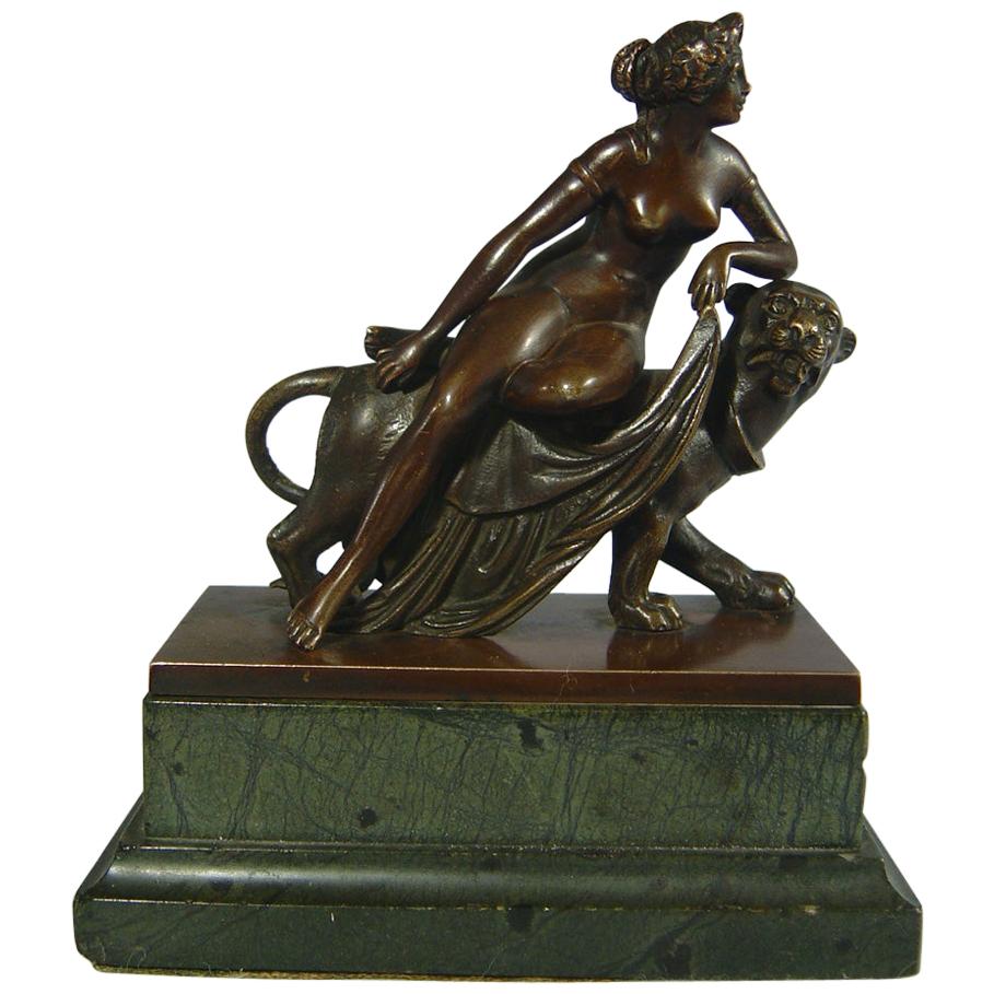 Buon bronzo Grand Tour di Arianna su una pantera