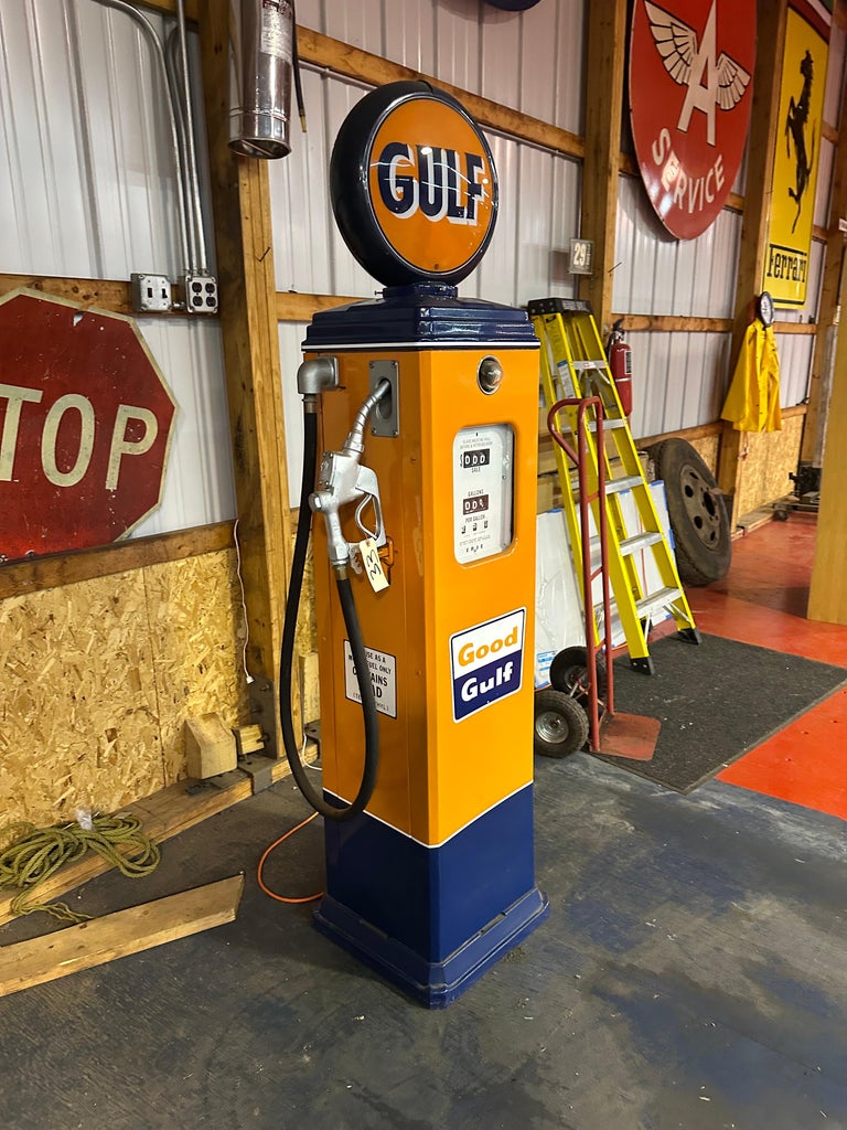 Good Gulf Gas pump For Sale at 1stDibs