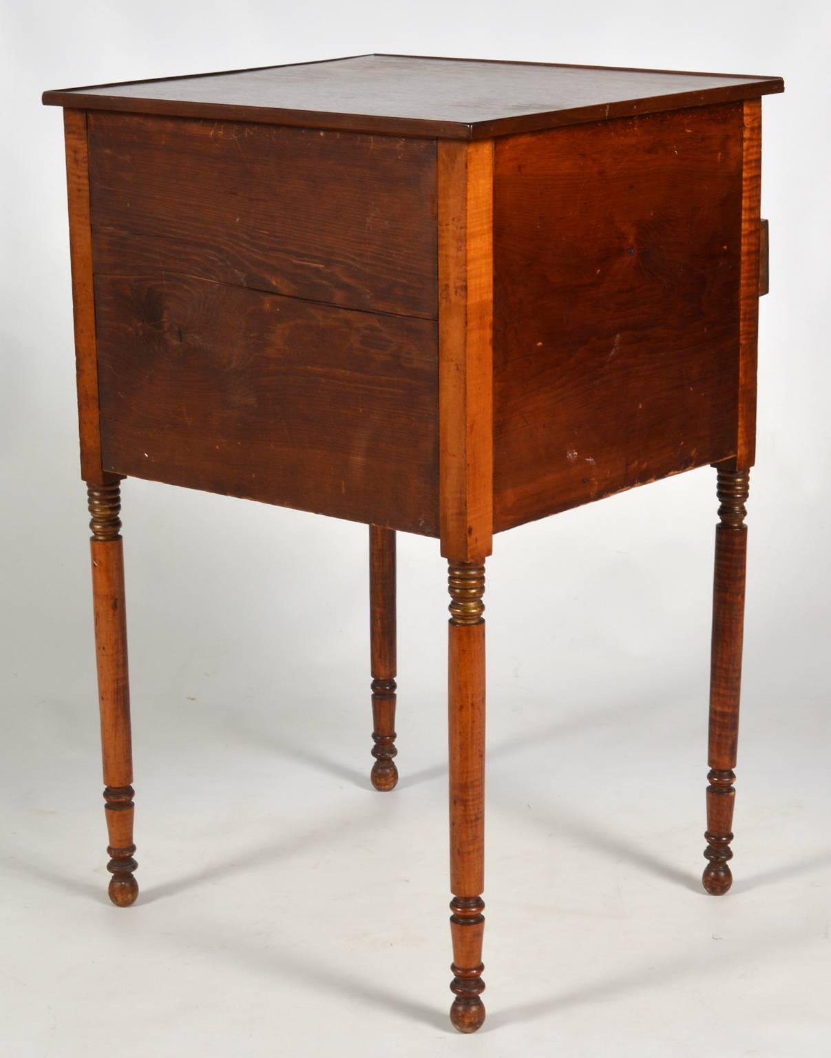 Good Mid-19th Century Pennsylvania Sheraton Tiger Maple Three-Drawer Work Table In Good Condition In Ft. Lauderdale, FL