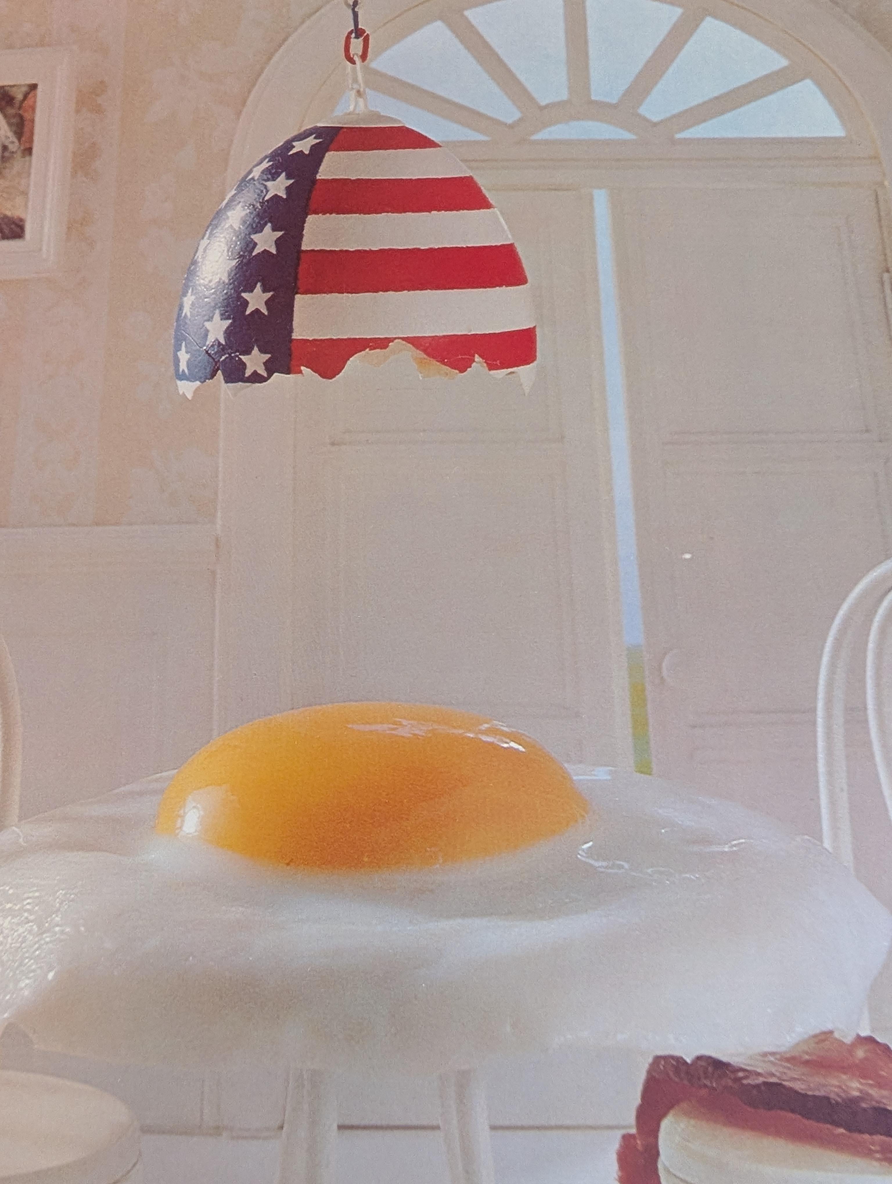 Cartel homenaje Good Morning America
Homenaje a Kimlana y John Arthur Clark
1981 Reinhard Escultura Gráfica, California
Huevos en la mesa, bacon en la silla
Exposición de Arte de San Francisco 81
Nunca enmarcado
Dimensiones de la imagen - 20,75 Alt.