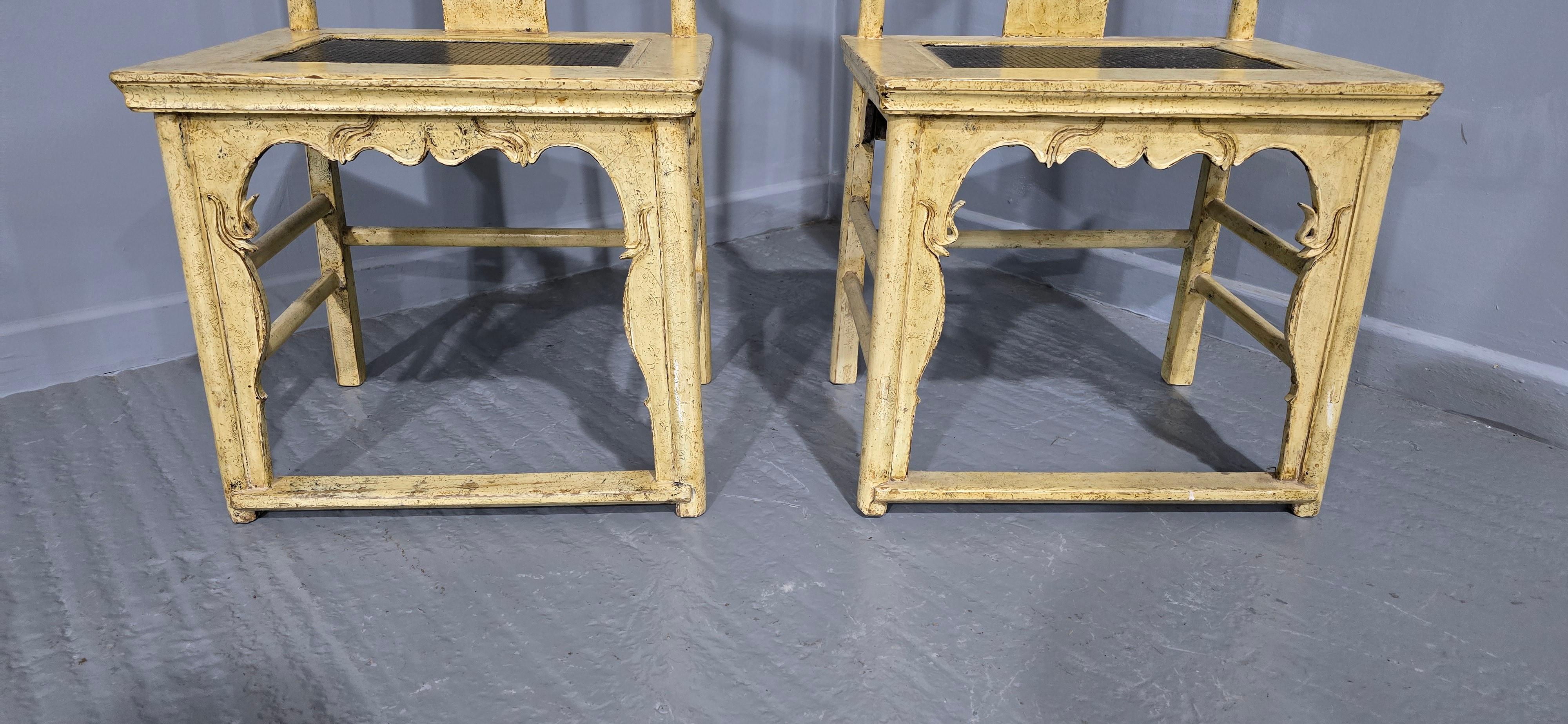 Chinois Paire de fauteuils de salon chinois en vente