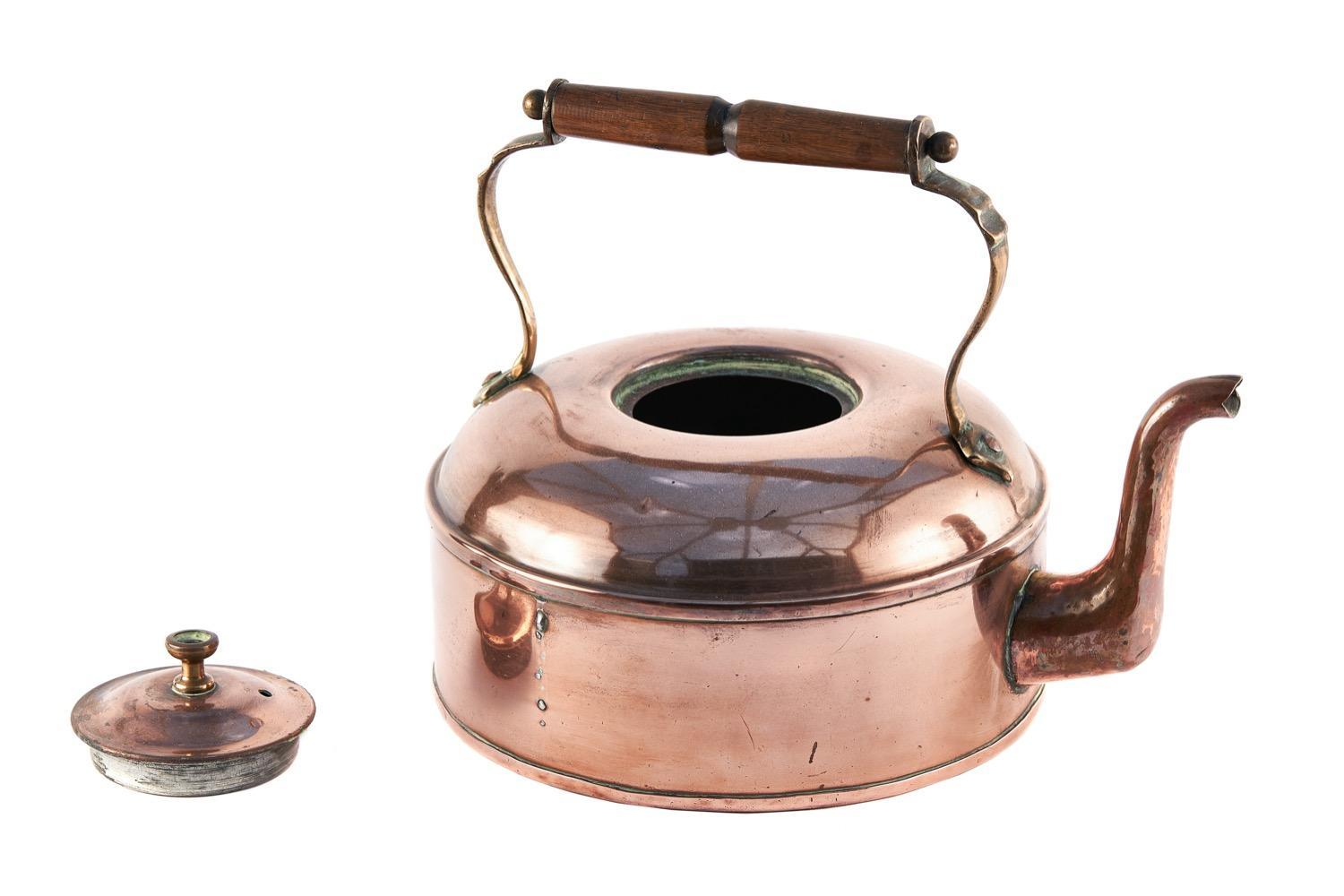 Cuivre Bouilloire en cuivre antique de bonne qualité en vente