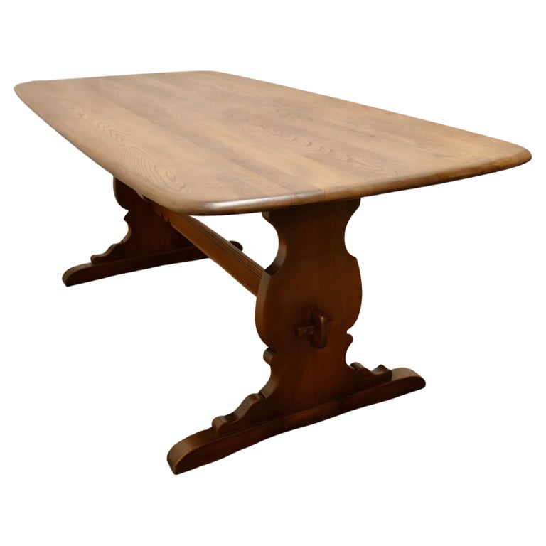 Good Quality Elm Refectory Dining Table This is a Superb piece For Sale