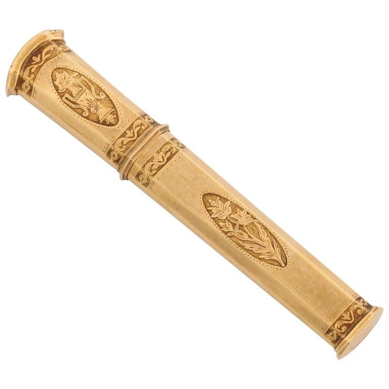 Good Quality English 18 Karat Gold Etui Case In Good Condition In Queens, NY