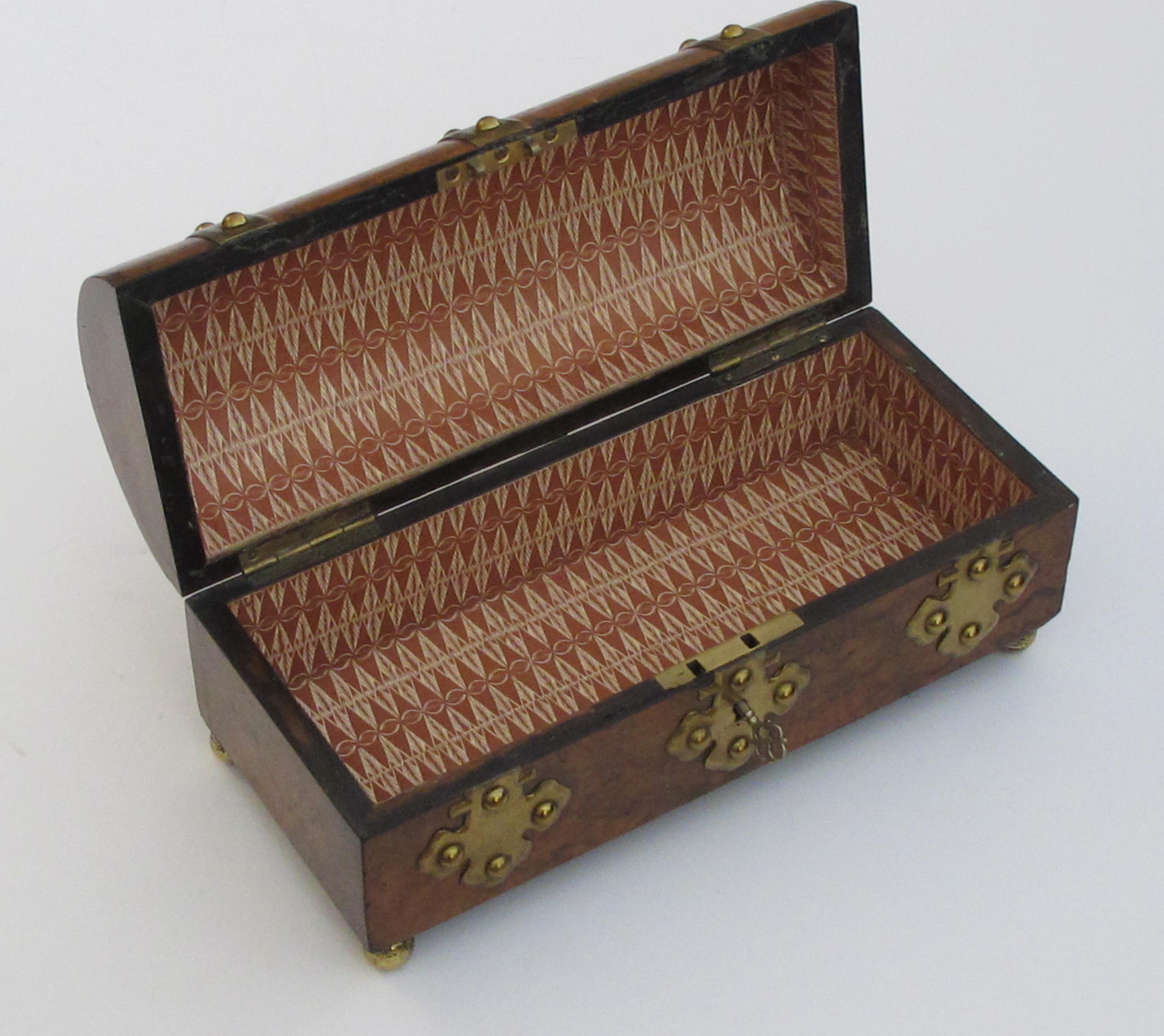 Good Quality English Victorian Domed Burl Walnut Box by Halstaff & Hannaford 1