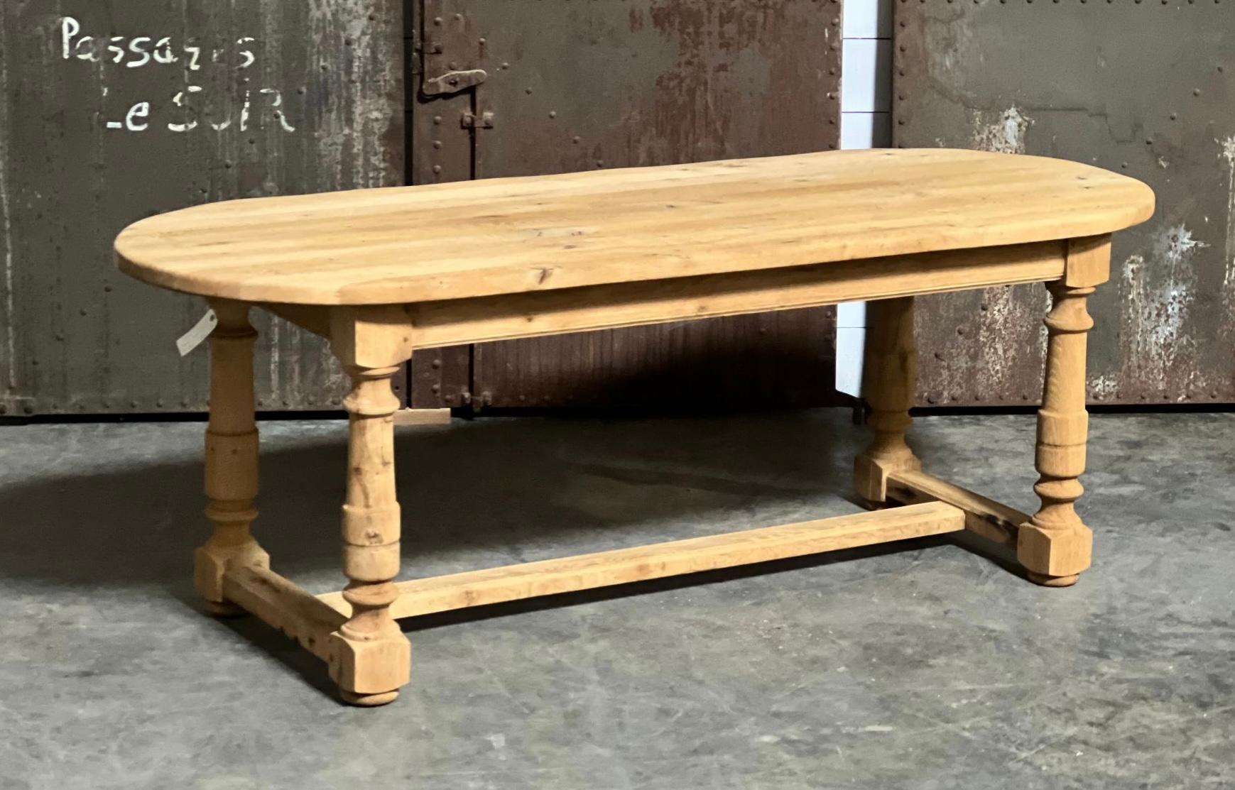 Good Quality French Bleached Oak Farmhouse Dining Table  8