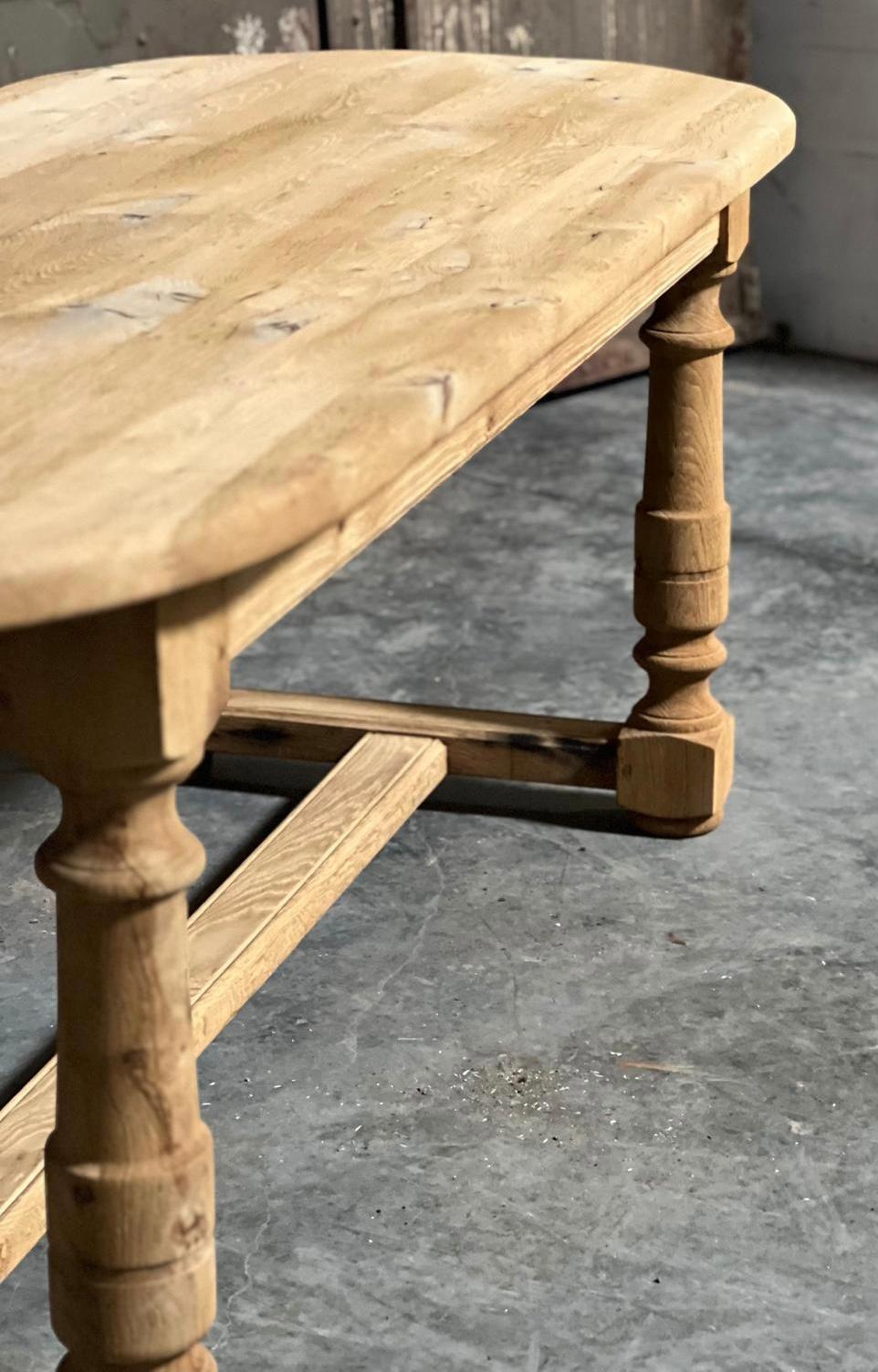 Good Quality French Bleached Oak Farmhouse Dining Table  In Good Condition In Seaford, GB