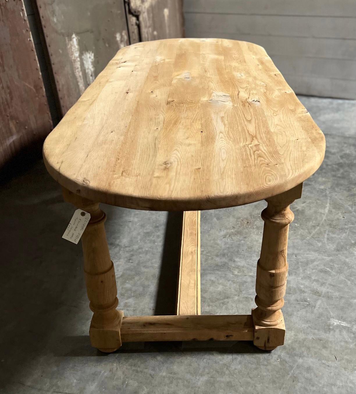 Good Quality French Bleached Oak Farmhouse Dining Table  4