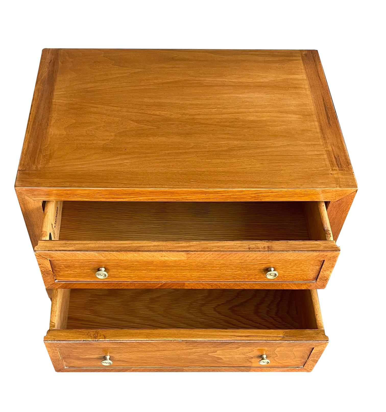 Mid-20th Century Good Quality Pair of John Stuart 1960's Cherrywood 2-Drawer bedside Chests For Sale