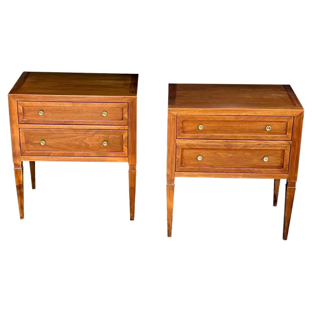 Good Quality Pair of John Stuart 1960's Cherrywood 2-Drawer bedside Chests For Sale