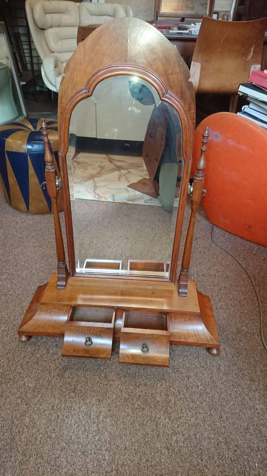 English Good Quality Walnut Dressing Table Mirror in the Style of Sir Robert Lorimer For Sale